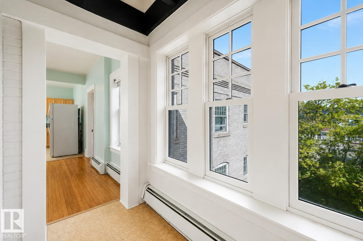 307 - 9955 114 Street NW, Wîhkwêntôwin, Edmonton