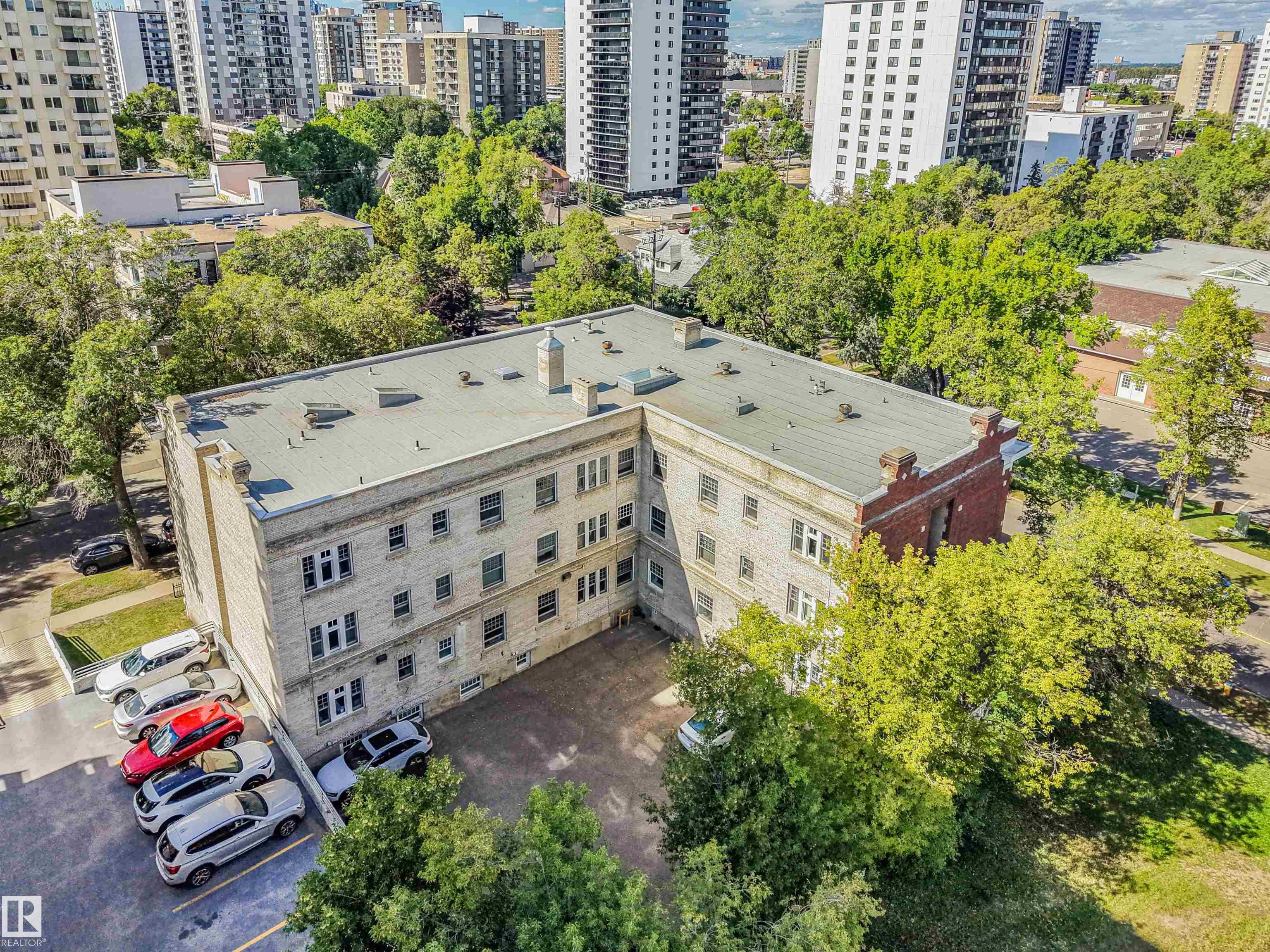 Photo 25 at 307 - 9955 114 Street NW, Wîhkwêntôwin, Edmonton