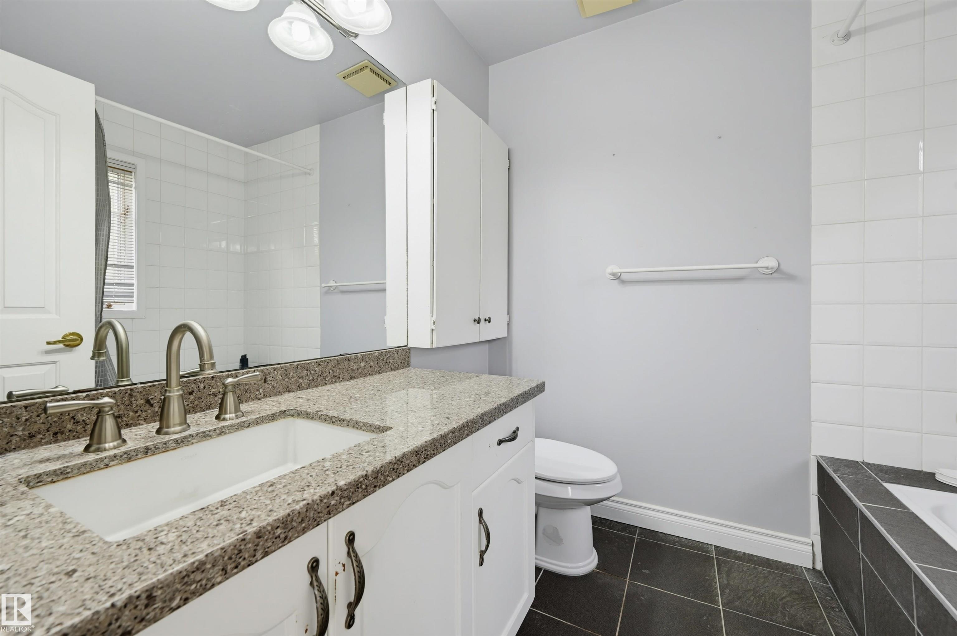 Photo 18 at 11107 98 Avenue NW, Wîhkwêntôwin, Edmonton