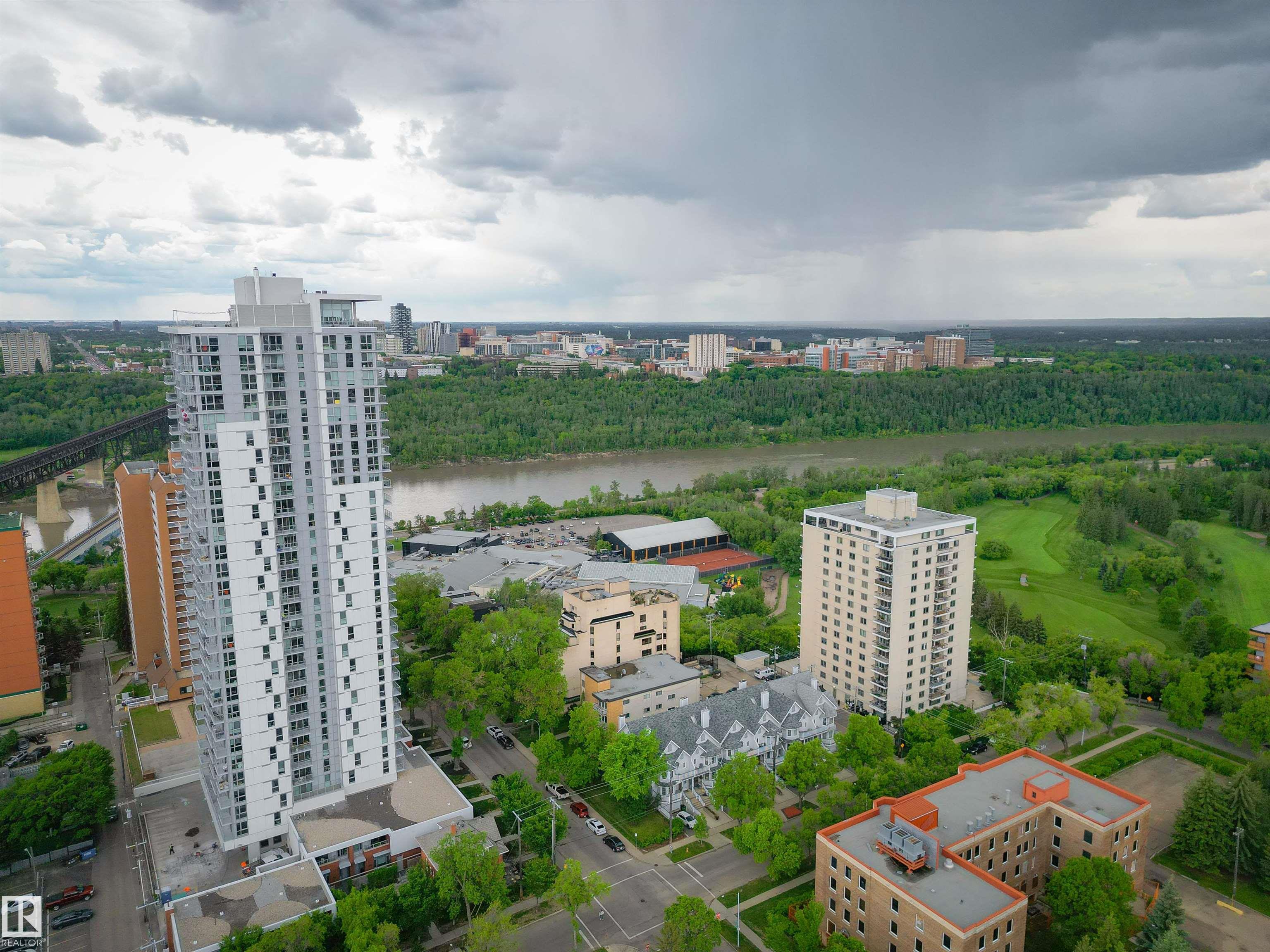 Photo 42 at 11107 98 Avenue NW, Wîhkwêntôwin, Edmonton