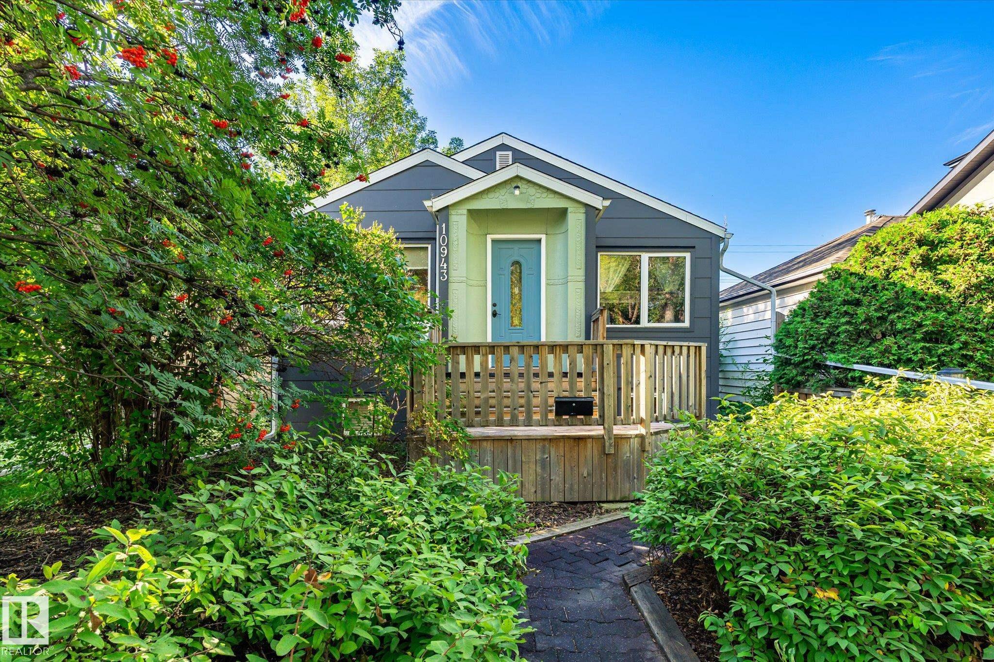 Photo 8 at 10943 72 Avenue NW, Parkallen, Edmonton