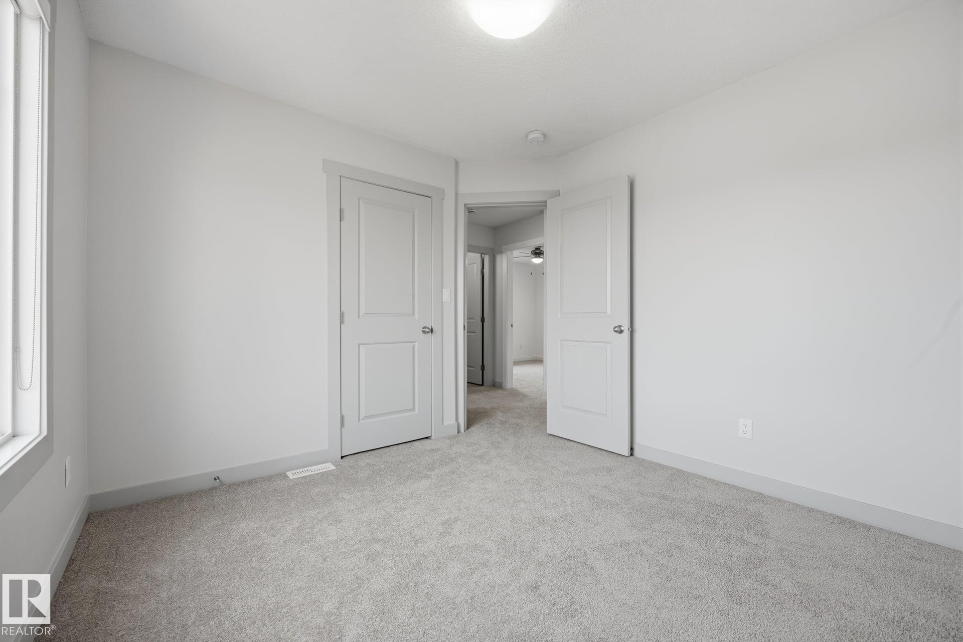 Photo 23 at 8952 81 Avenue NW, King Edward Park, Edmonton