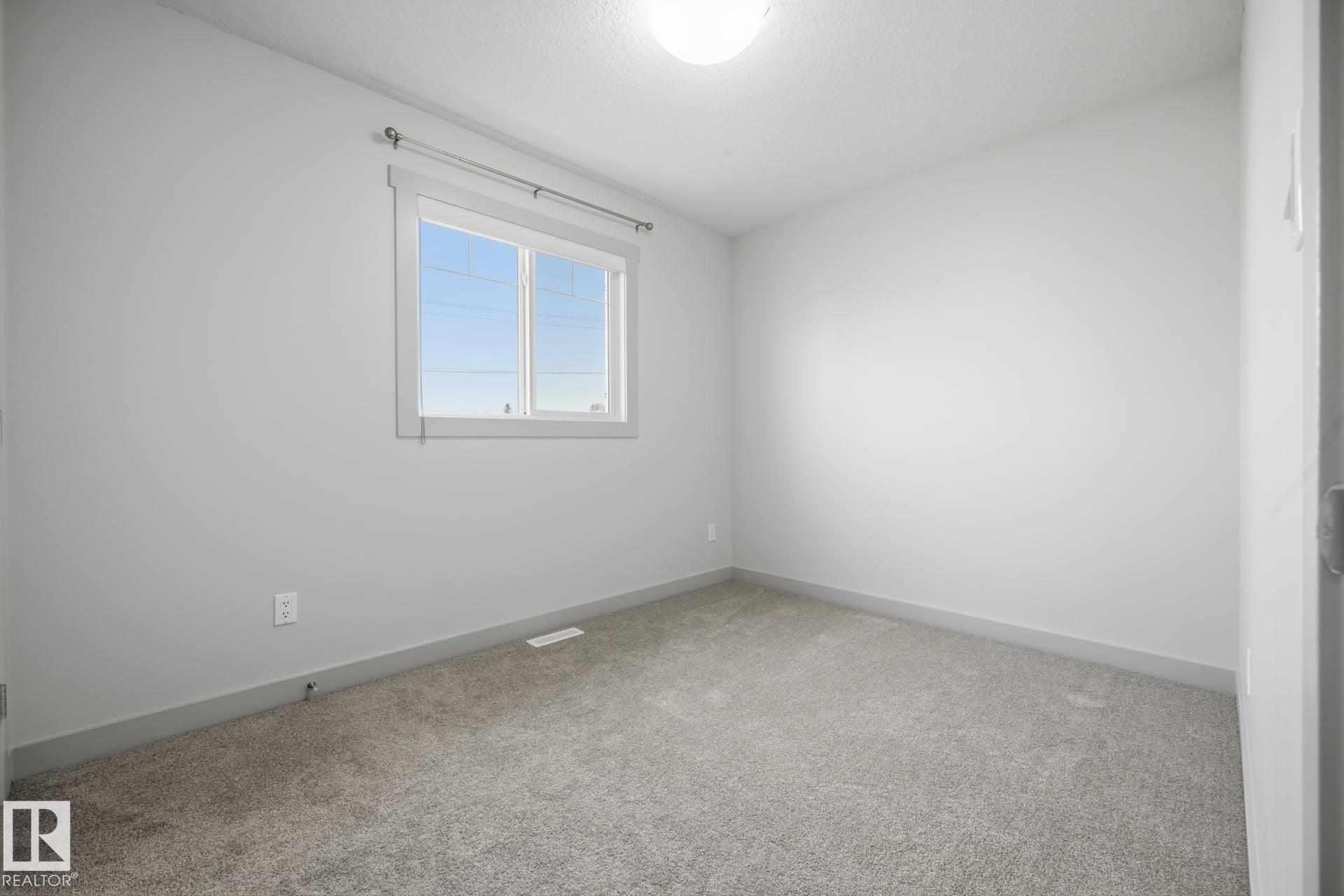 Photo 26 at 8952 81 Avenue NW, King Edward Park, Edmonton