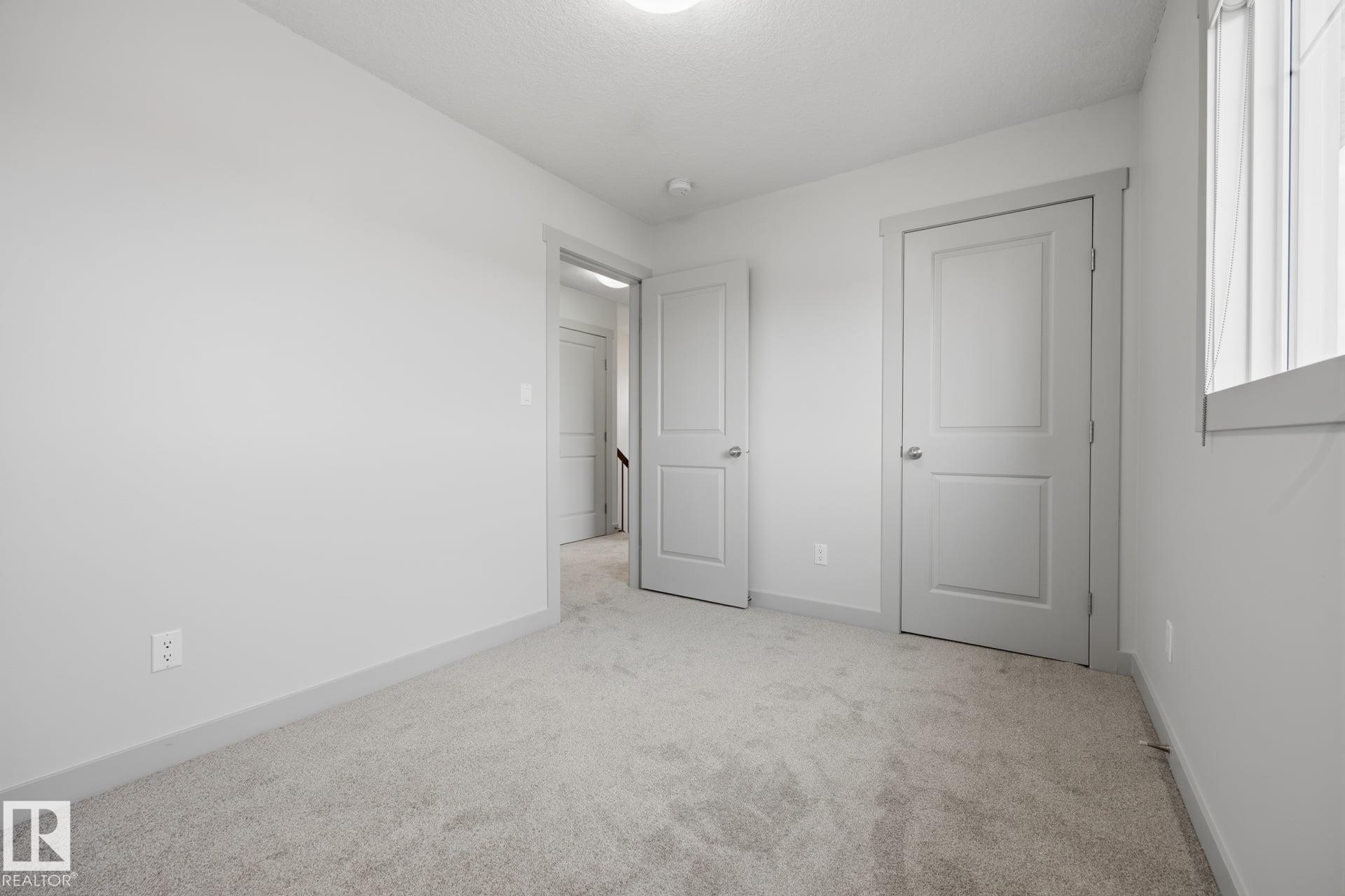 Photo 27 at 8952 81 Avenue NW, King Edward Park, Edmonton