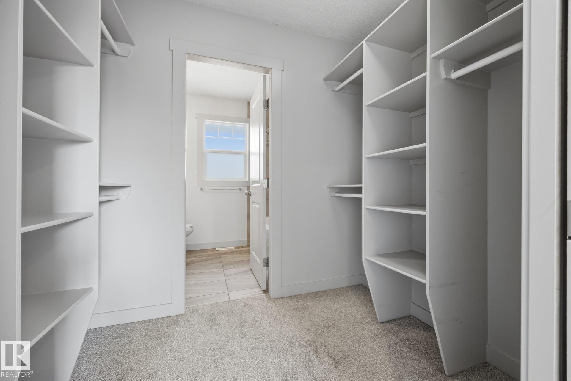 Photo 31 at 8952 81 Avenue NW, King Edward Park, Edmonton