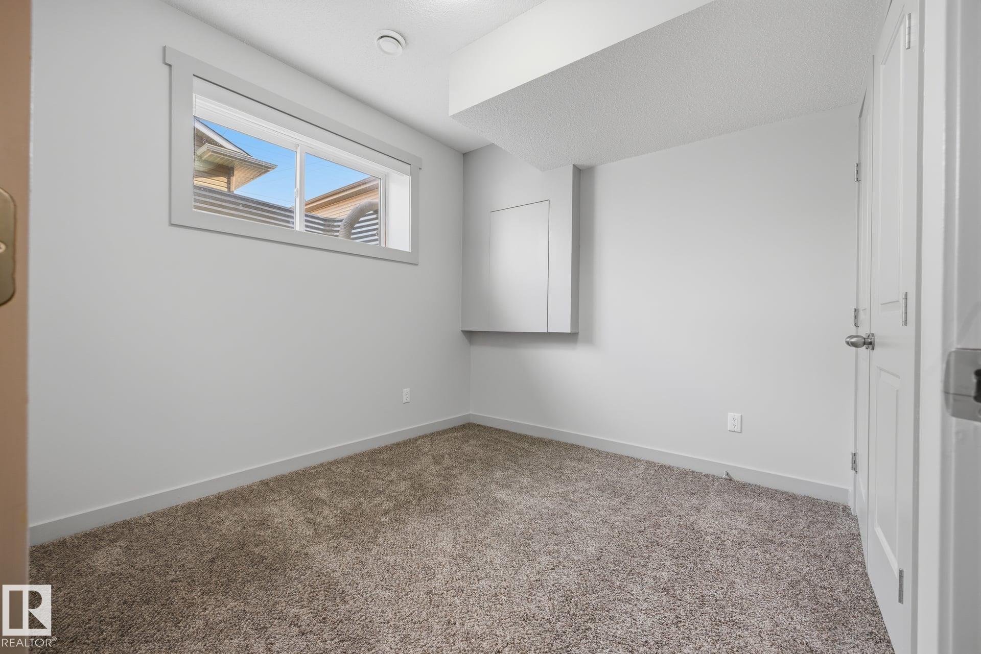 Photo 37 at 8952 81 Avenue NW, King Edward Park, Edmonton