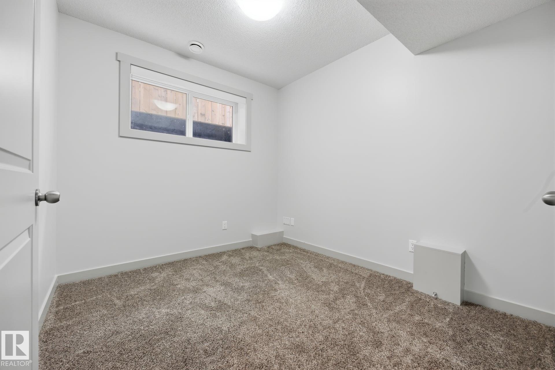 Photo 39 at 8952 81 Avenue NW, King Edward Park, Edmonton