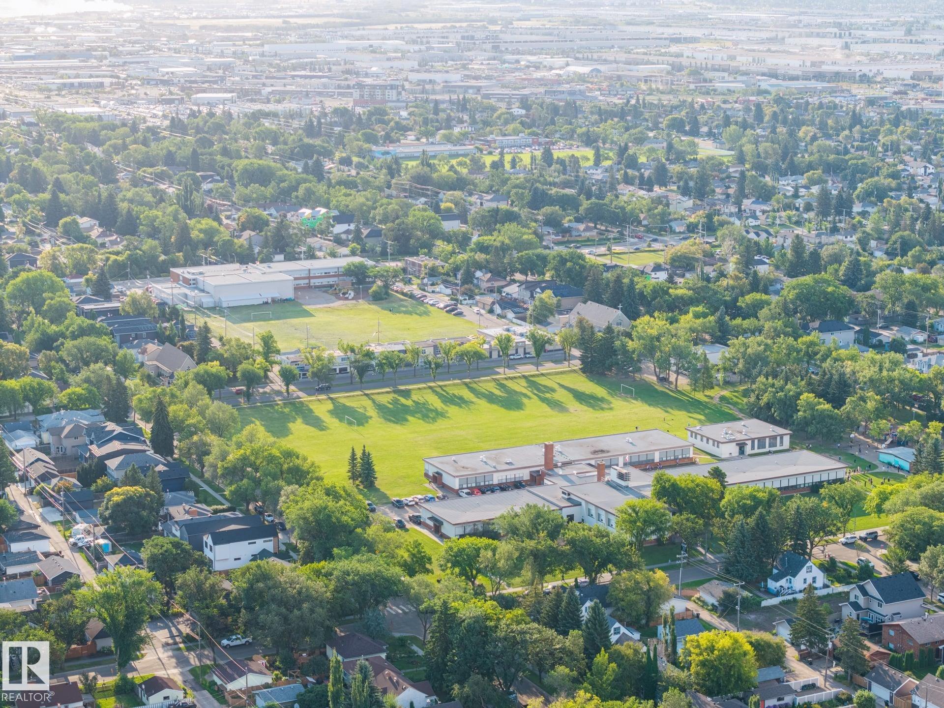 Photo 70 at 8952 81 Avenue NW, King Edward Park, Edmonton