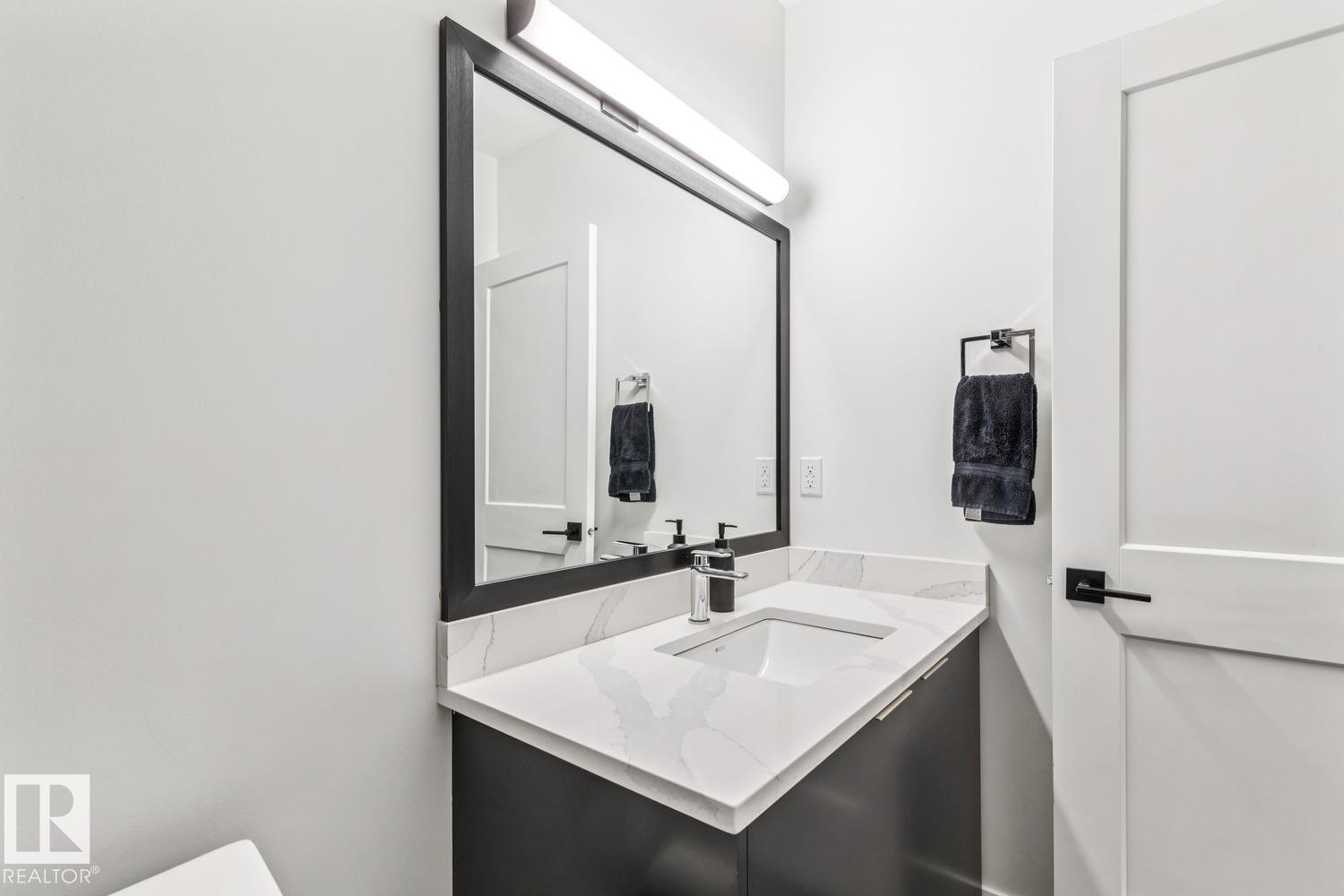 Photo 39 at 9323 75 Avenue NW, Ritchie, Edmonton