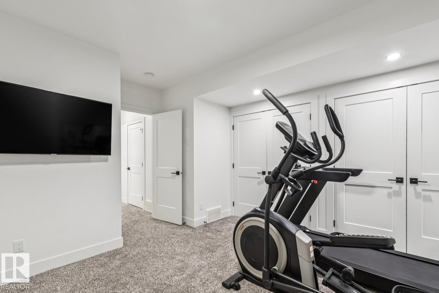 Photo 41 at 9323 75 Avenue NW, Ritchie, Edmonton