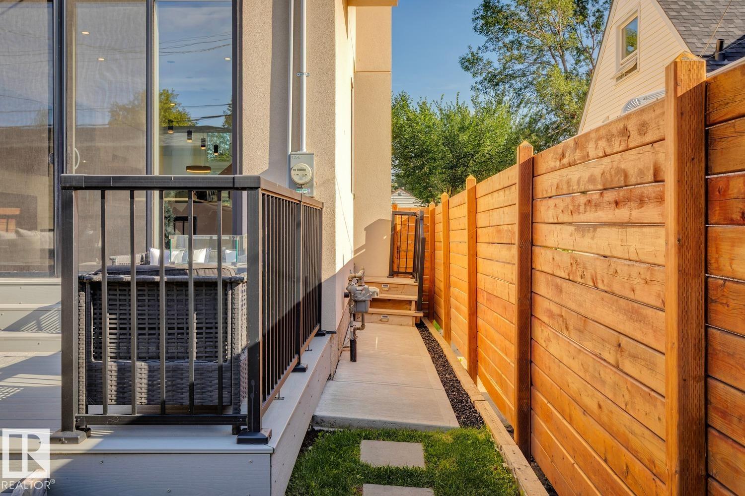 Photo 47 at 9323 75 Avenue NW, Ritchie, Edmonton