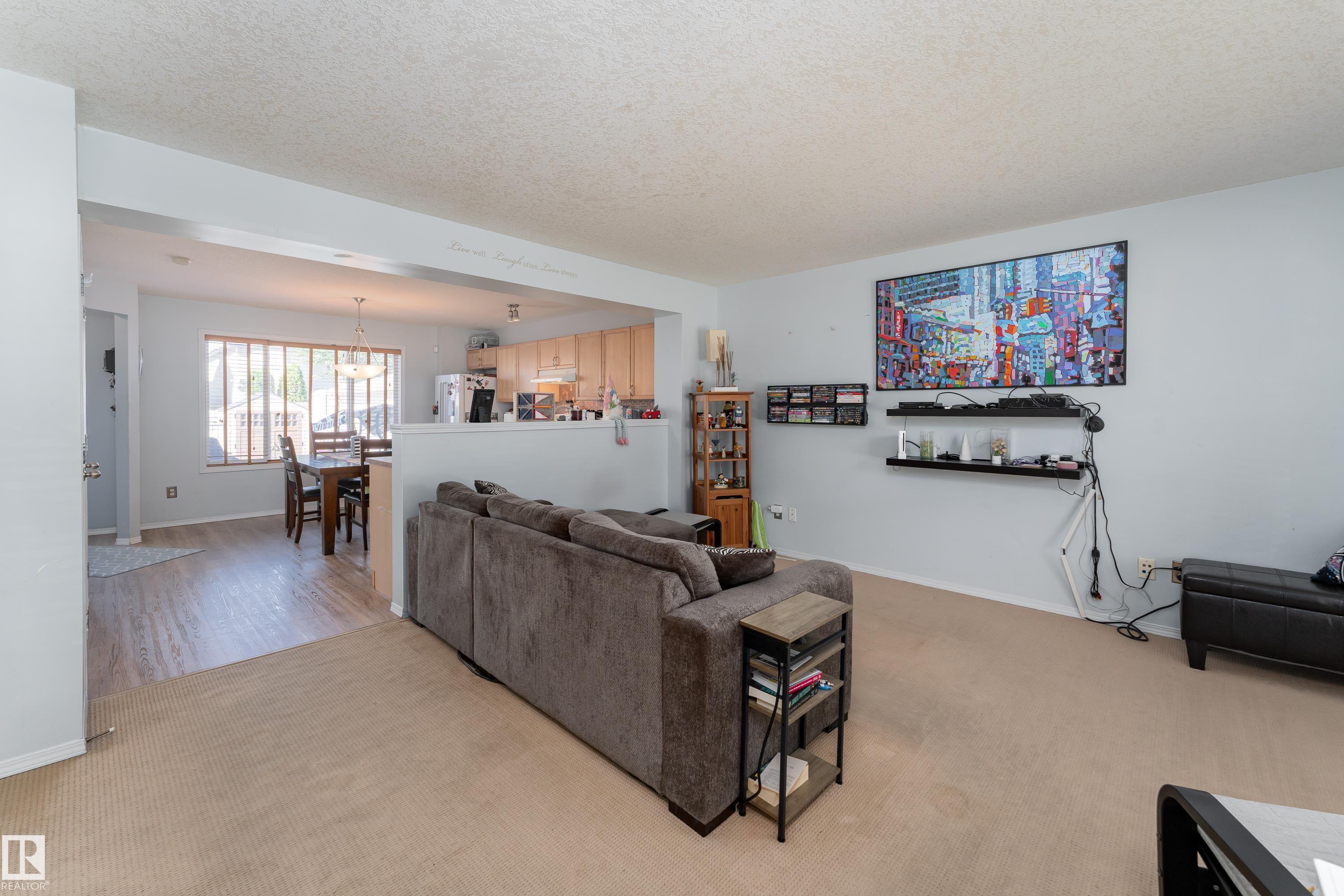 5632 203 Street NW, The Hamptons, Edmonton