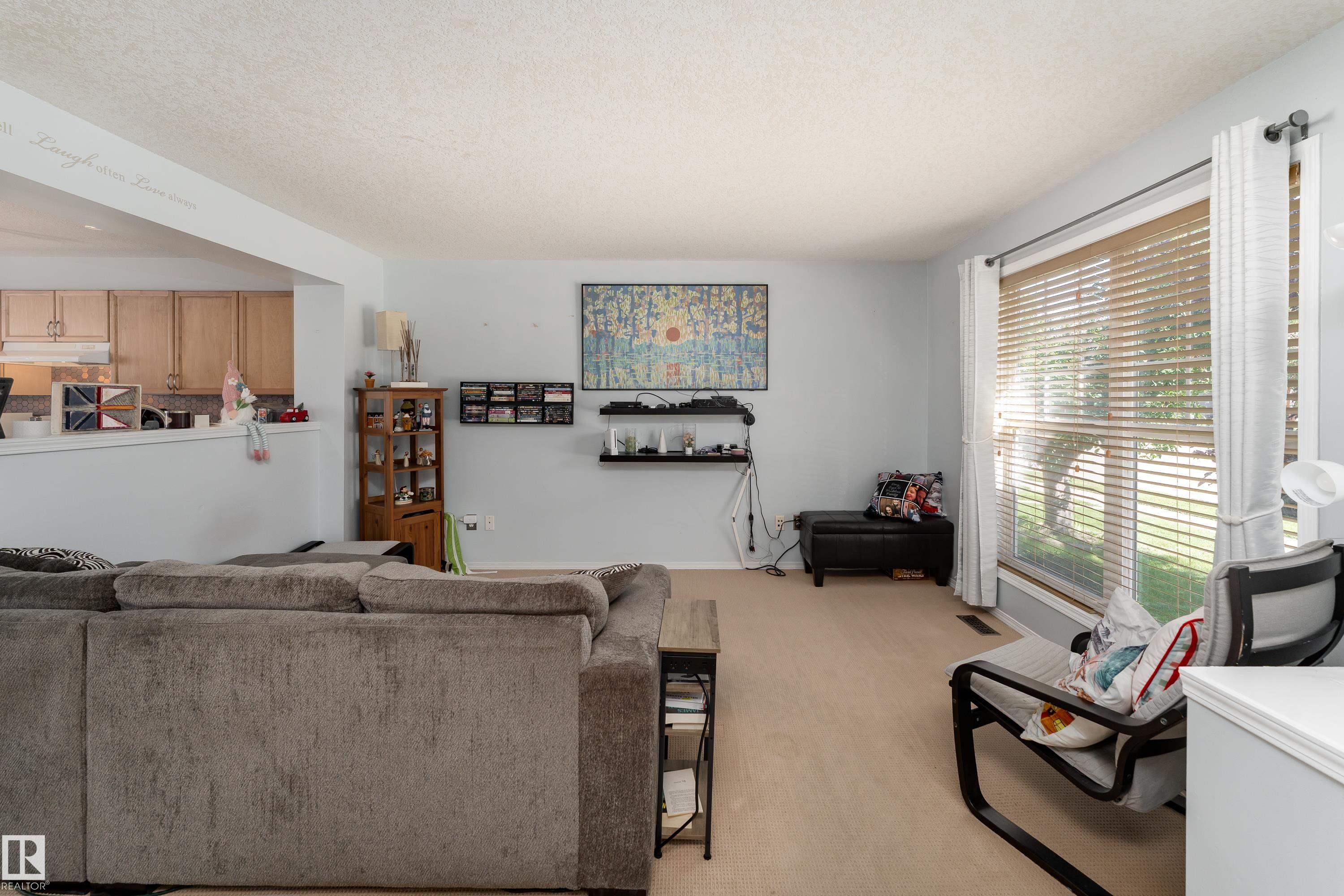 5632 203 Street NW, The Hamptons, Edmonton