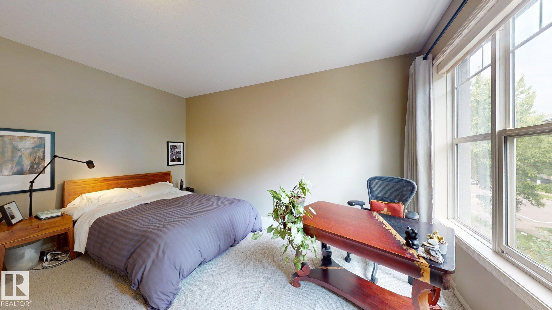 Photo 24 at 9846 112 Street NW, Wîhkwêntôwin, Edmonton