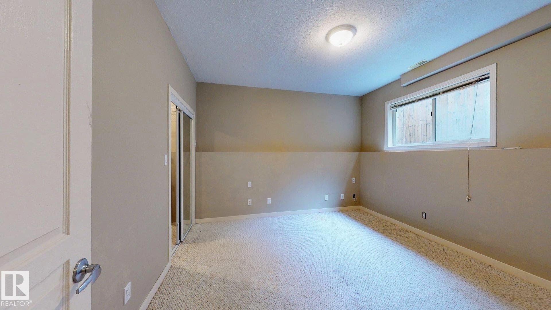 Photo 38 at 9846 112 Street NW, Wîhkwêntôwin, Edmonton