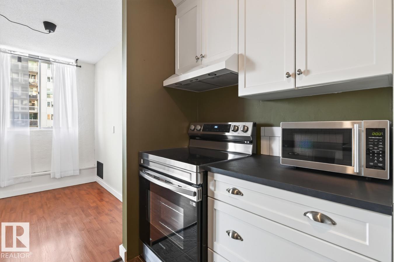 Photo 16 at 612 - 11307 99 Avenue NW, Wîhkwêntôwin, Edmonton