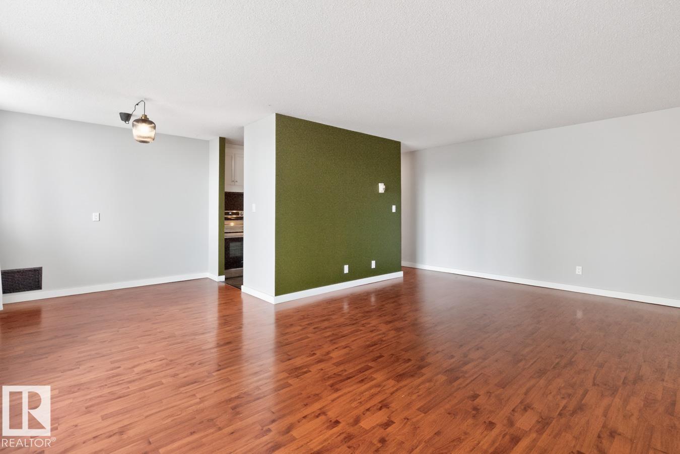 Photo 23 at 612 - 11307 99 Avenue NW, Wîhkwêntôwin, Edmonton