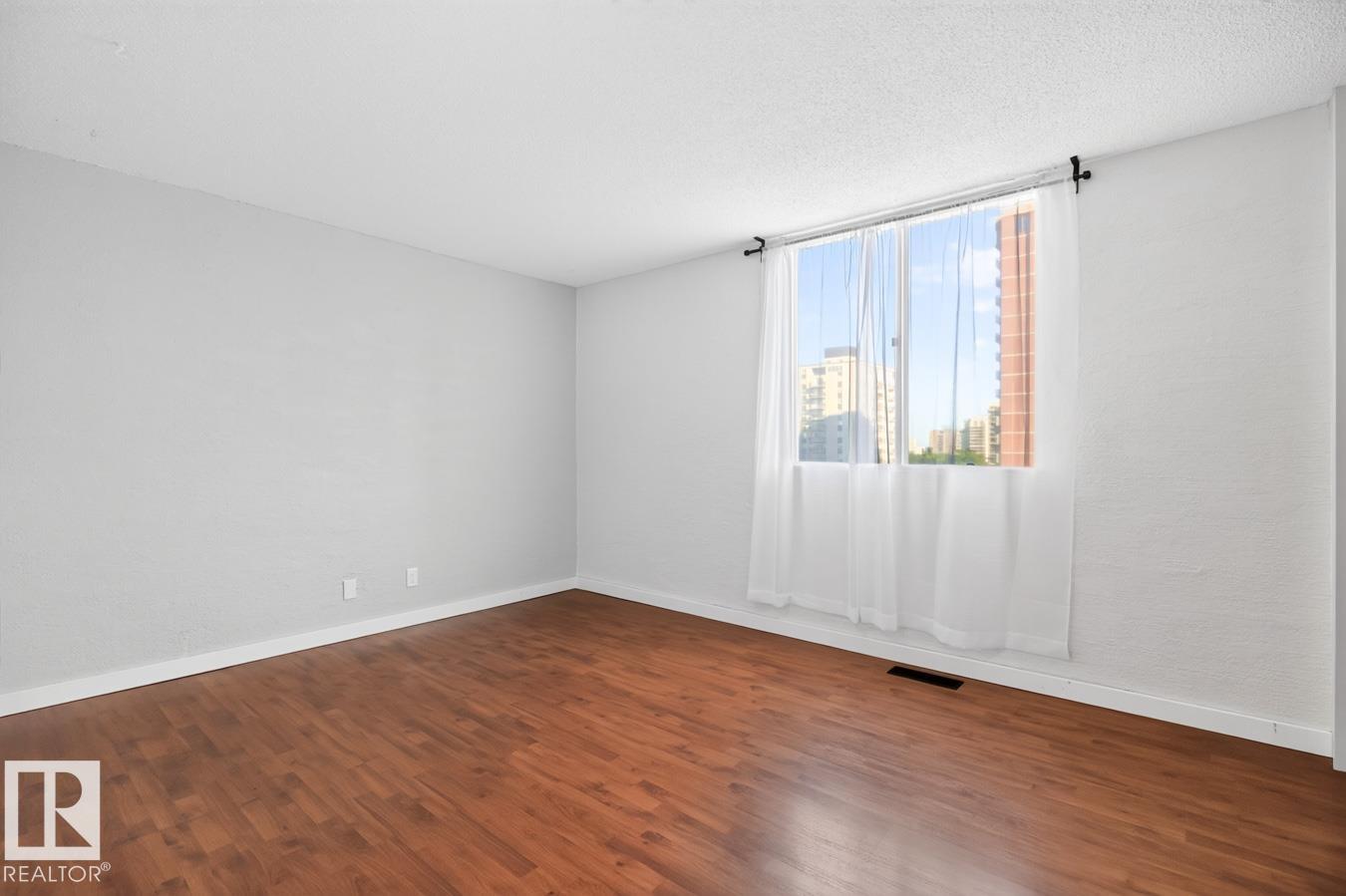 Photo 24 at 612 - 11307 99 Avenue NW, Wîhkwêntôwin, Edmonton