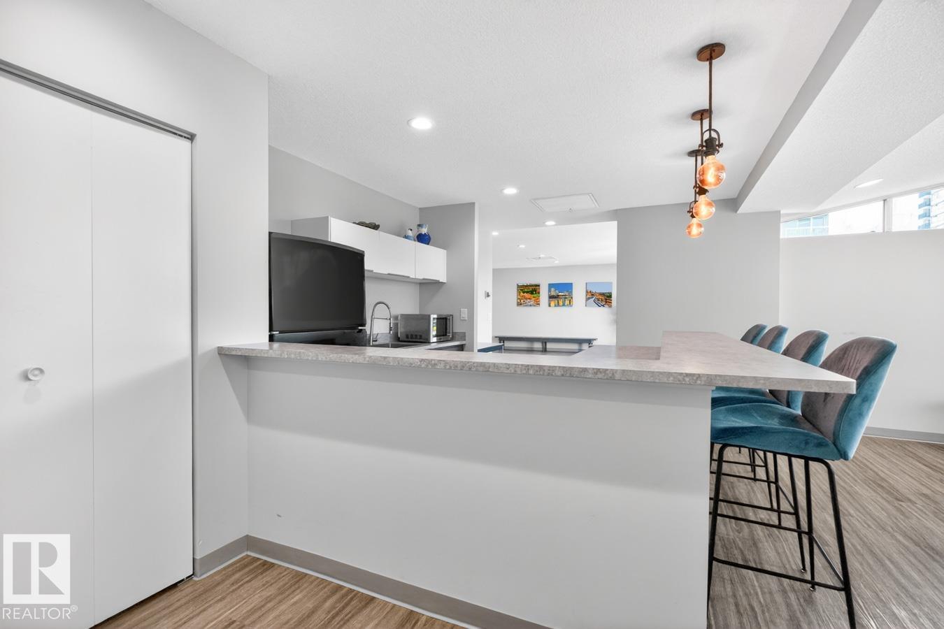 Photo 44 at 612 - 11307 99 Avenue NW, Wîhkwêntôwin, Edmonton