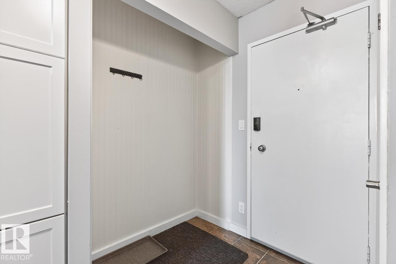 Photo 9 at 612 - 11307 99 Avenue NW, Wîhkwêntôwin, Edmonton