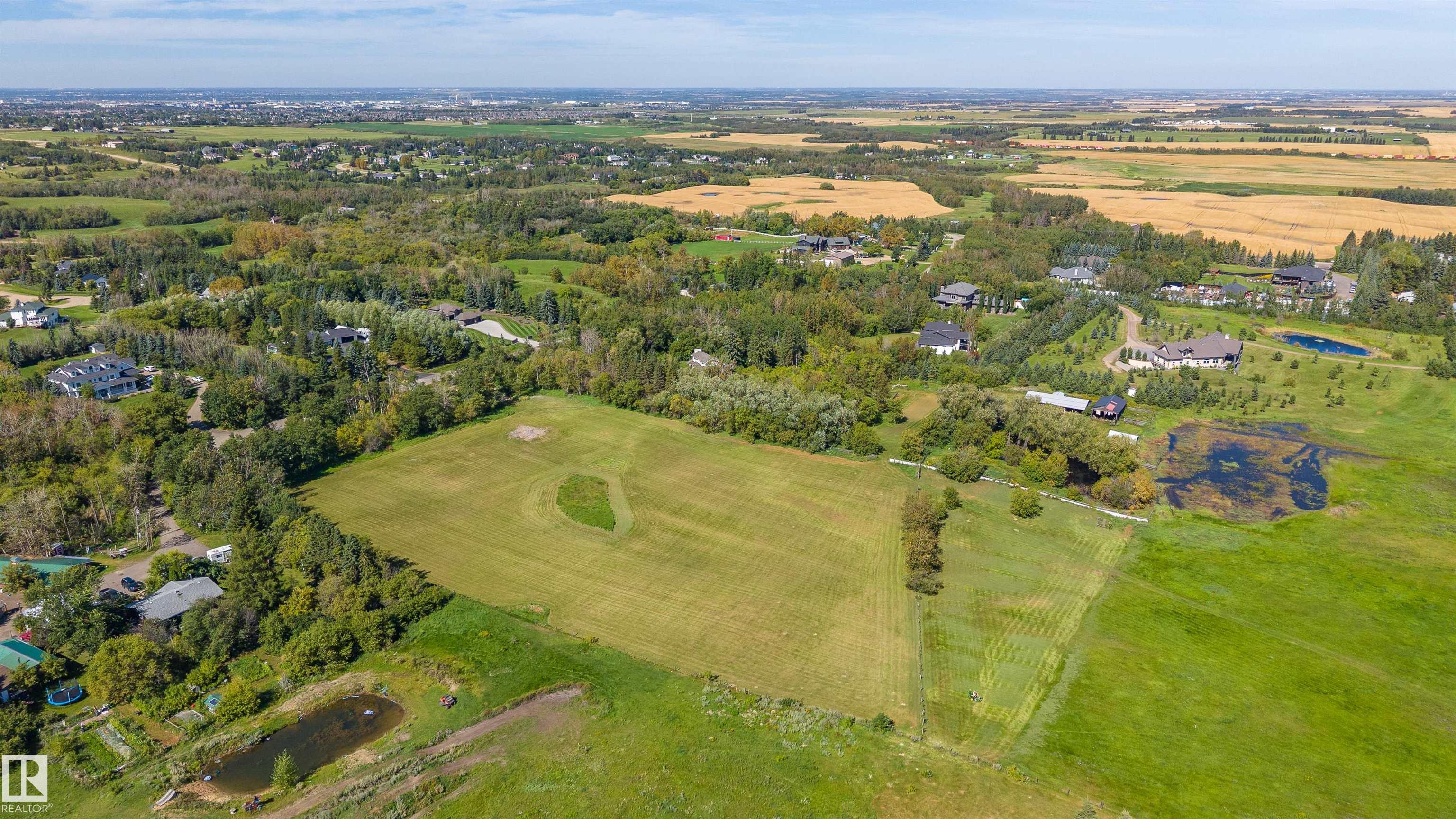 Photo 14 at 3 22459 Township Road 530, Barry Hill, Rural Strathcona County