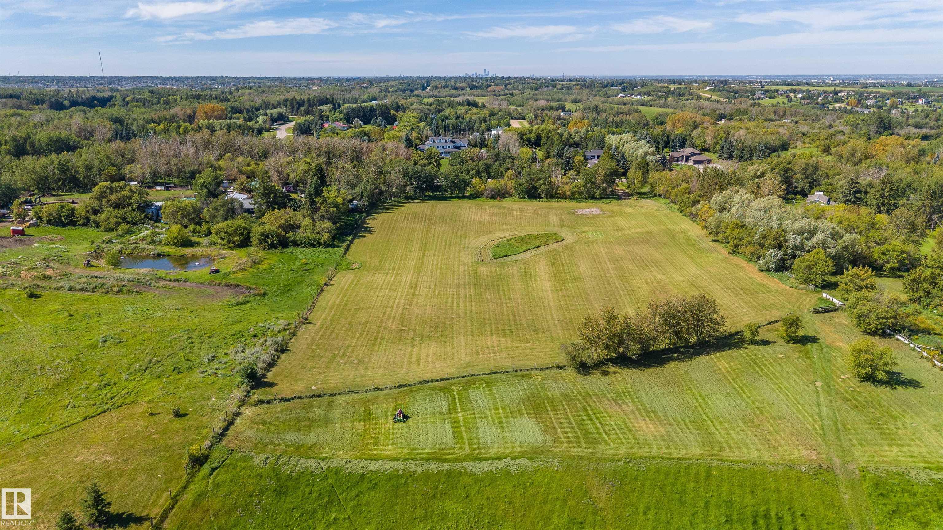Photo 22 at 3 22459 Township Road 530, Barry Hill, Rural Strathcona County