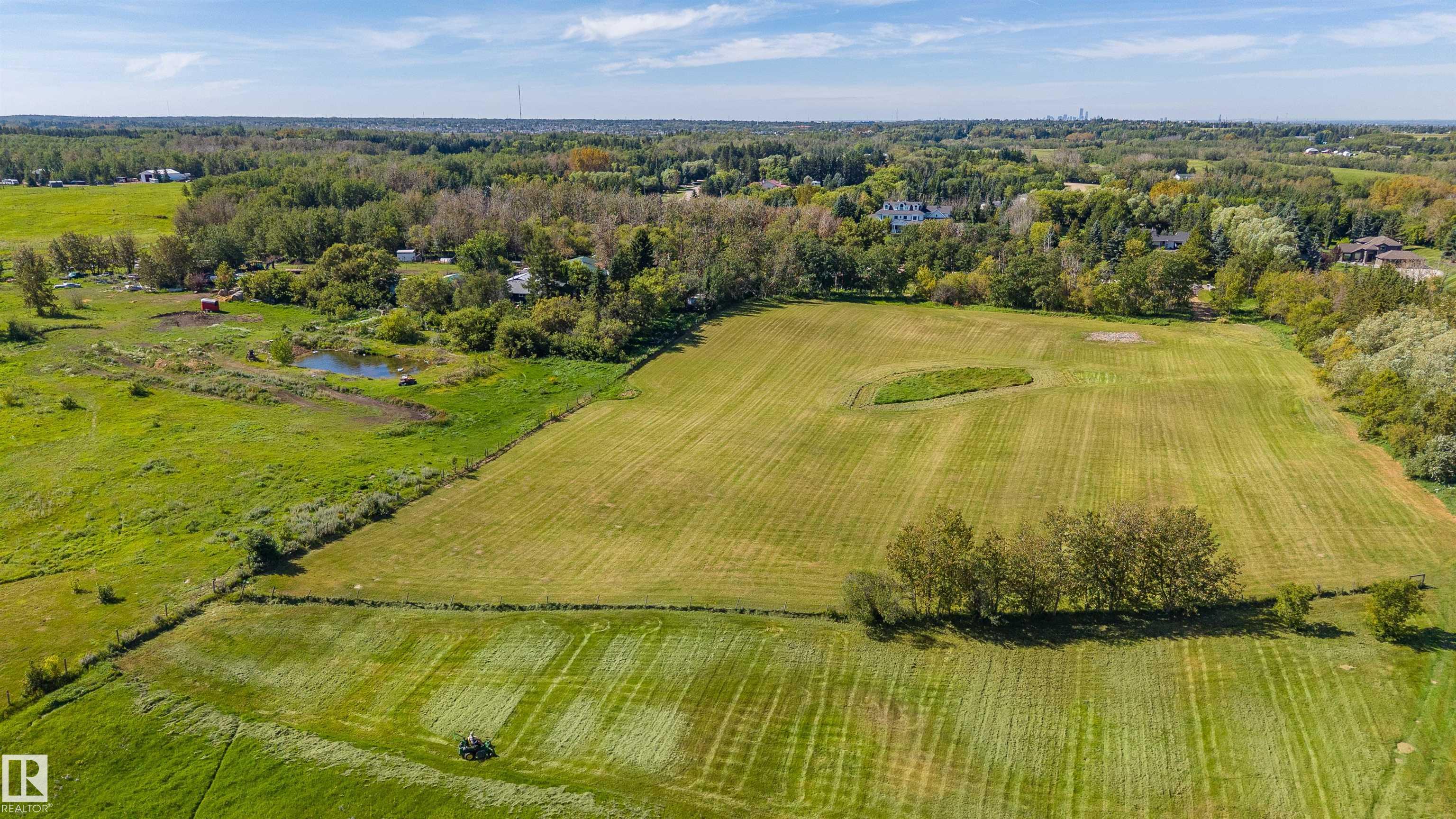 Photo 23 at 3 22459 Township Road 530, Barry Hill, Rural Strathcona County