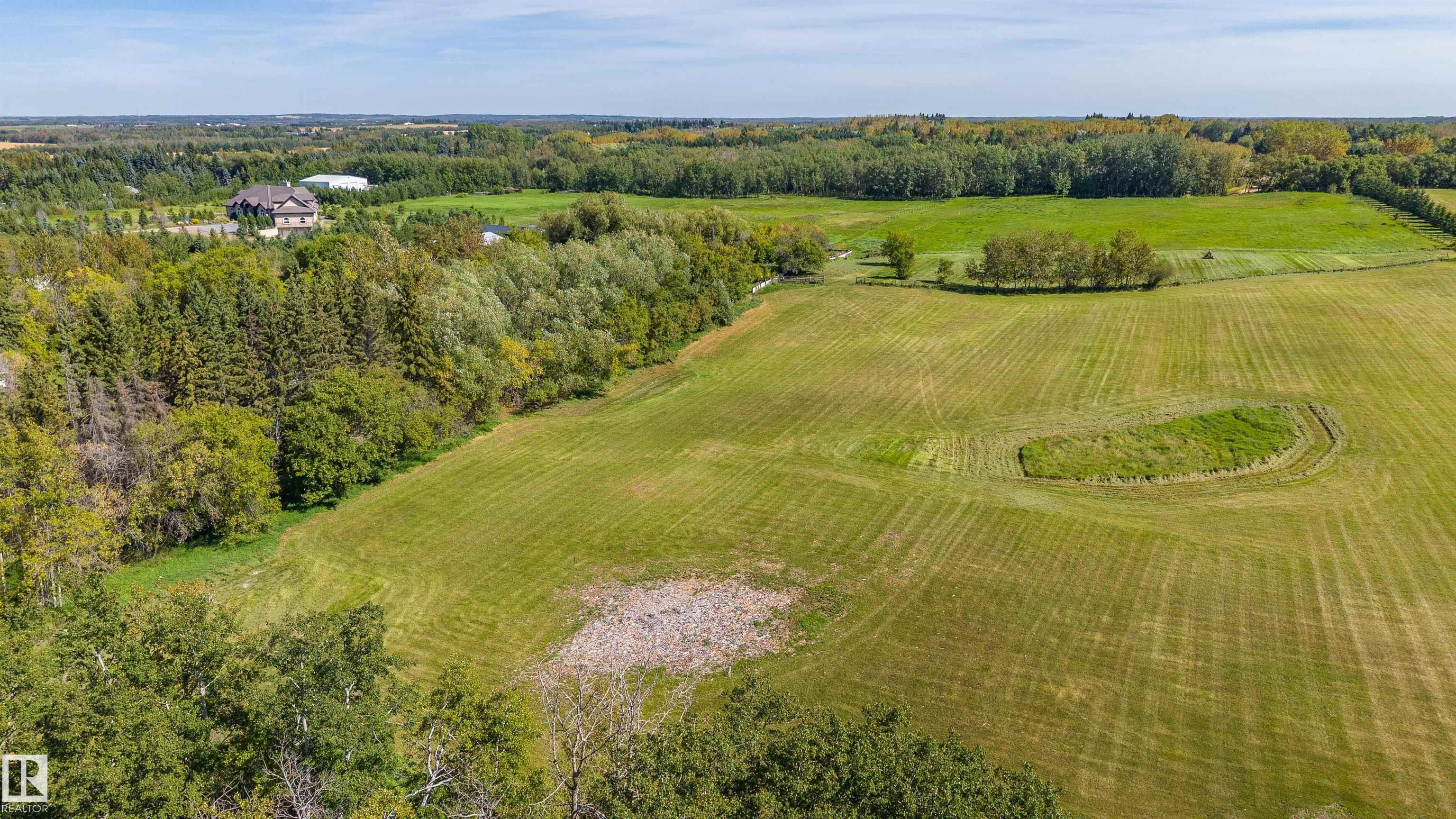 Photo 36 at 3 22459 Township Road 530, Barry Hill, Rural Strathcona County