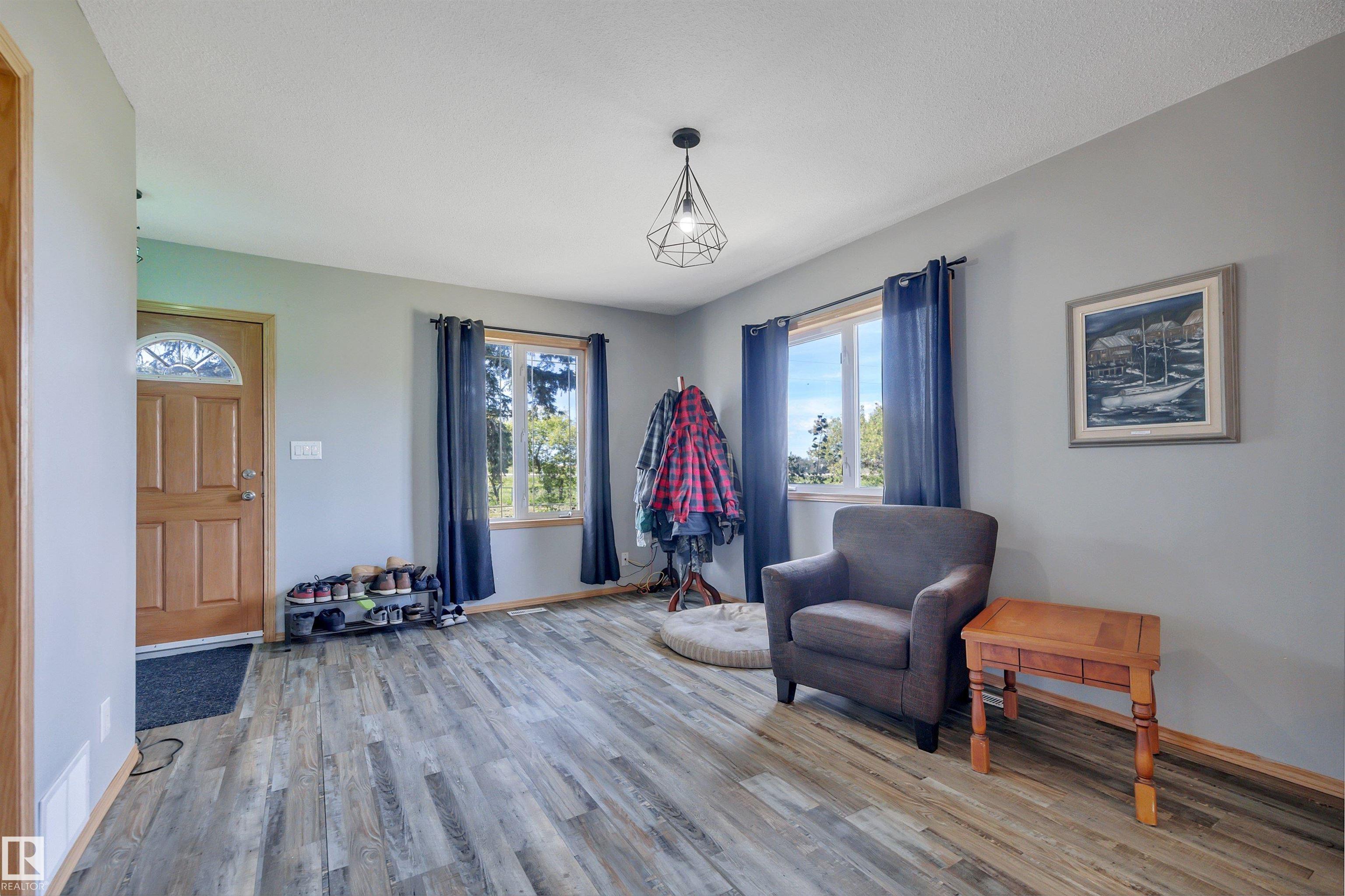 Photo 11 at 48409 Rge Rd 233, None, Rural Leduc County