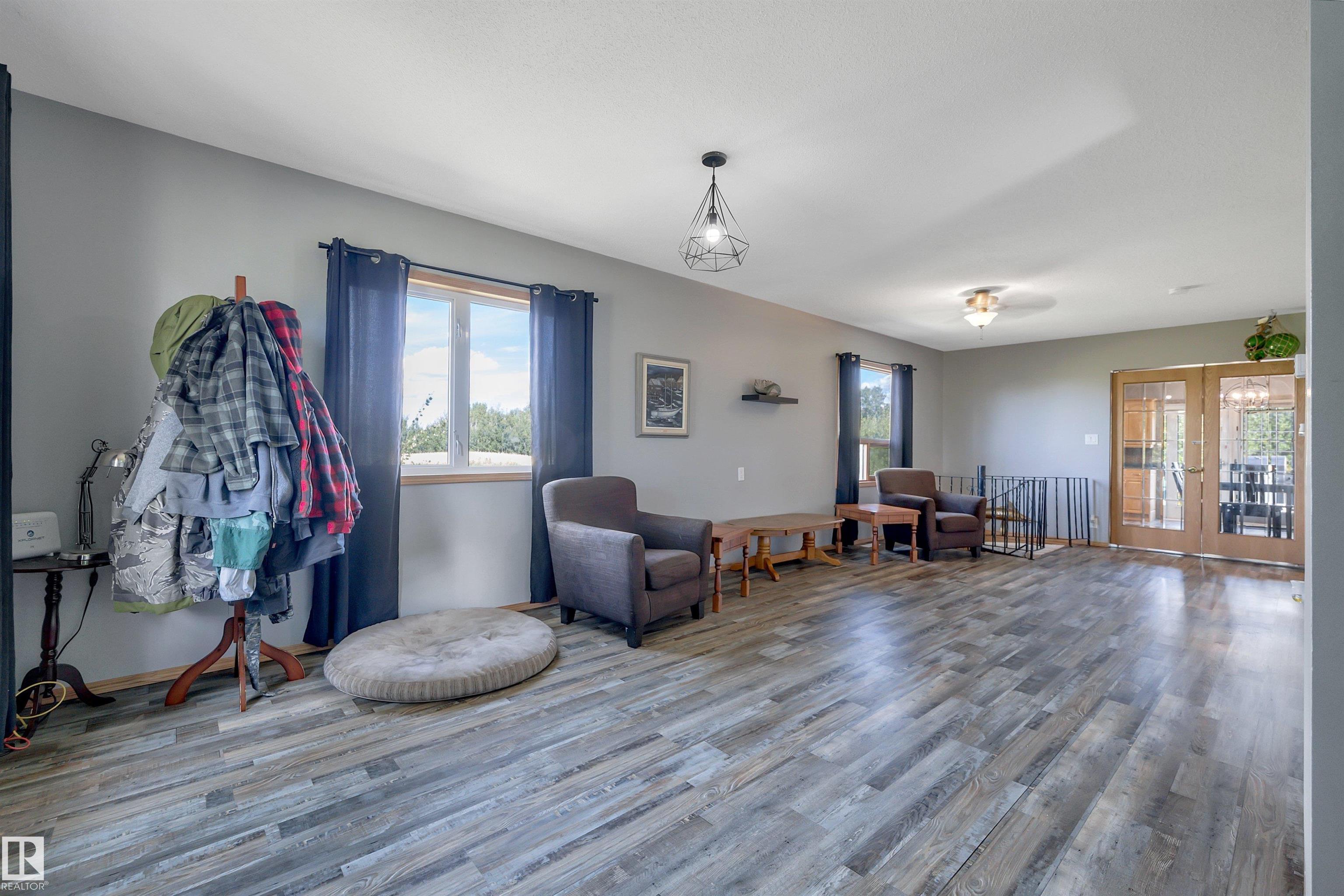 Photo 9 at 48409 Rge Rd 233, None, Rural Leduc County