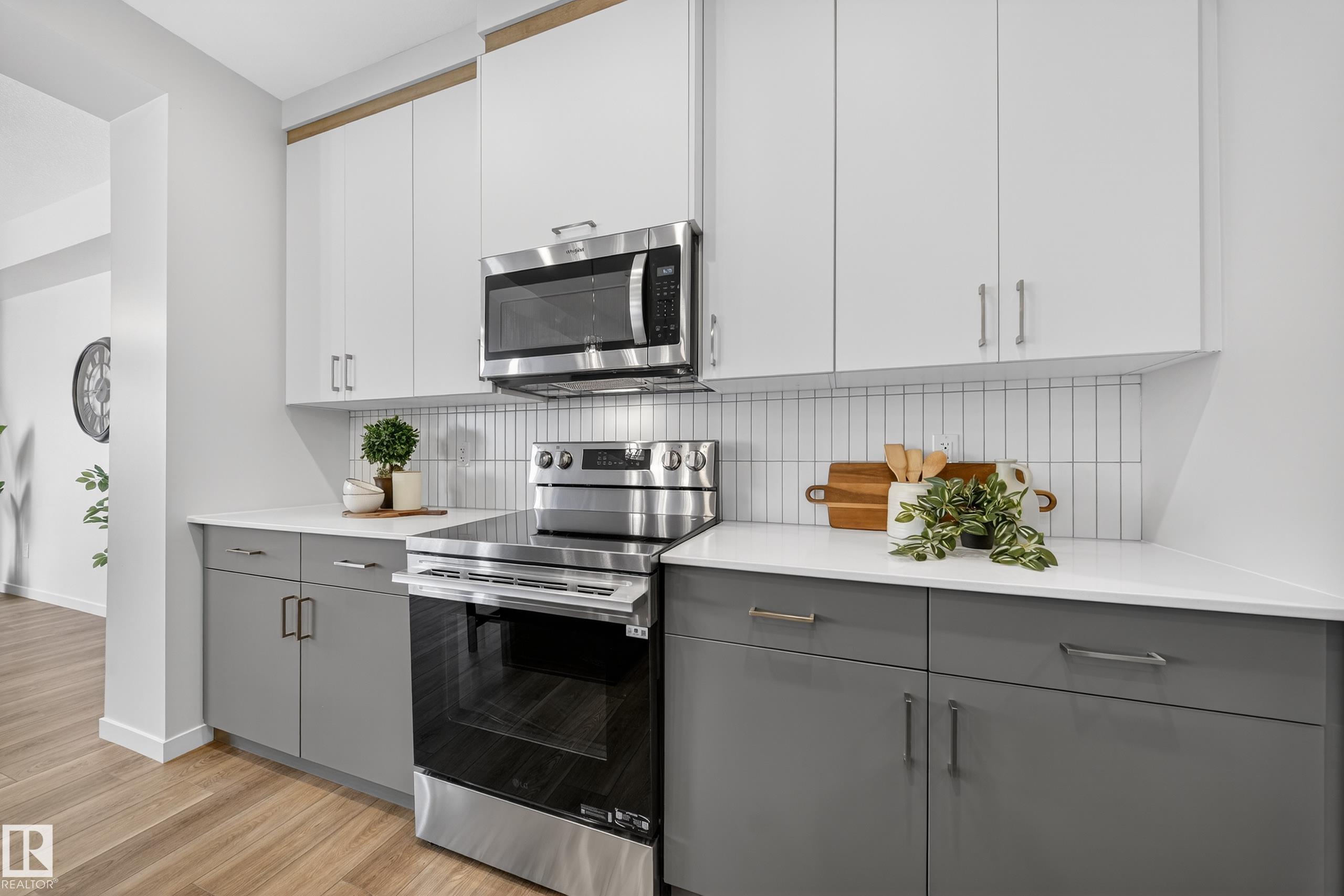 Photo 12 at 20723 24 Avenue NW, The Uplands, Edmonton