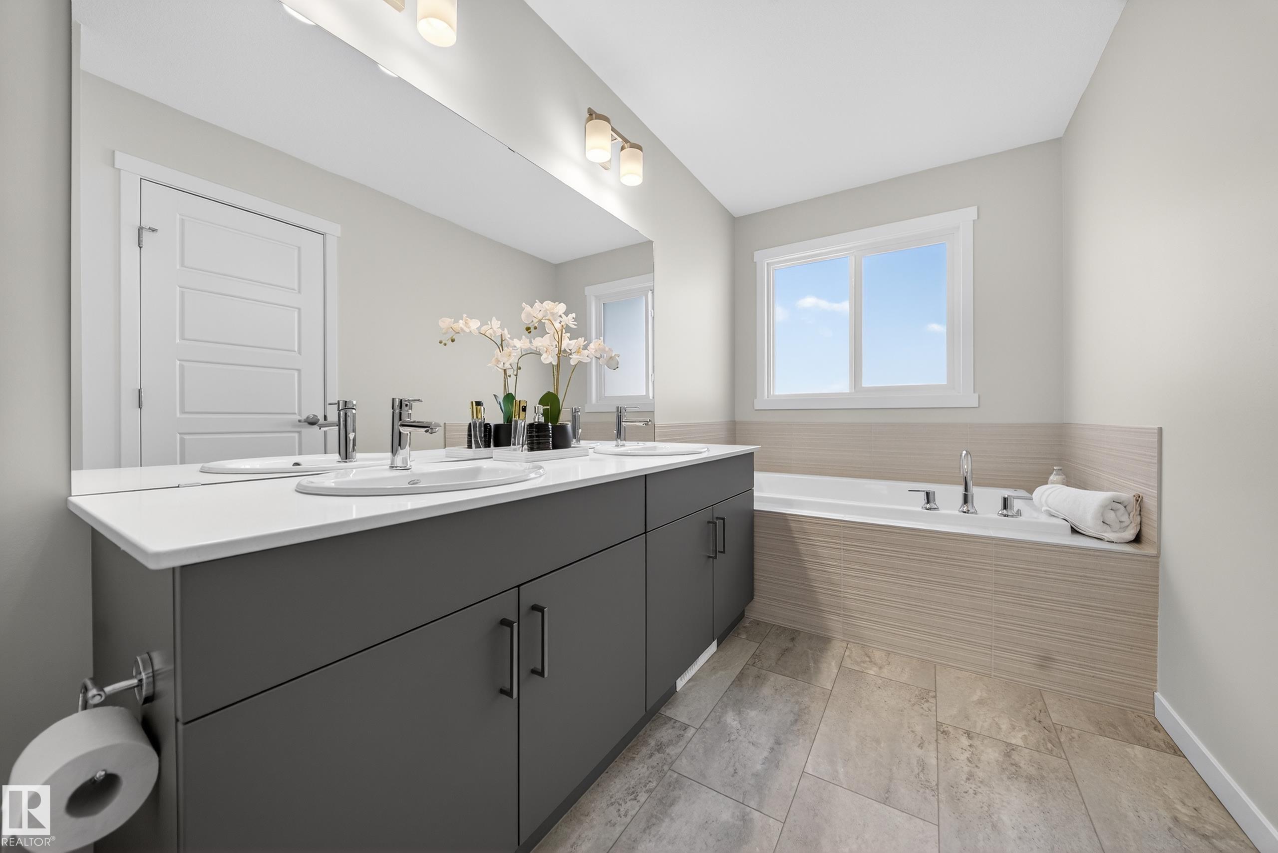 Photo 32 at 20723 24 Avenue NW, The Uplands, Edmonton