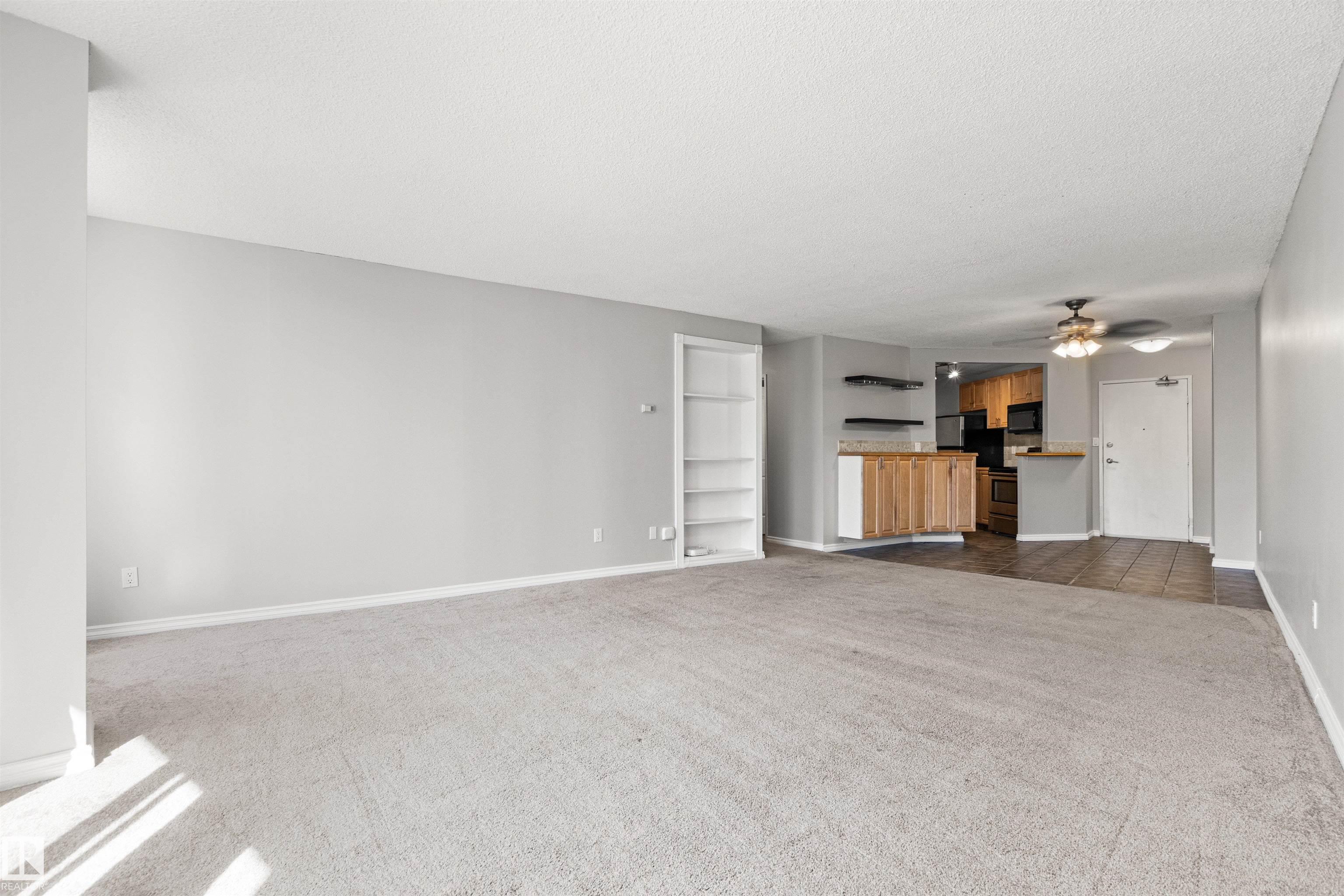 Photo 12 at 303 - 10045 117 Street NW, Wîhkwêntôwin, Edmonton