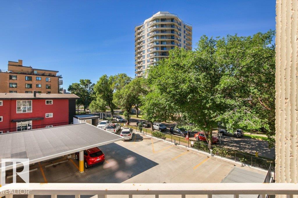 Photo 36 at 303 - 10045 117 Street NW, Wîhkwêntôwin, Edmonton