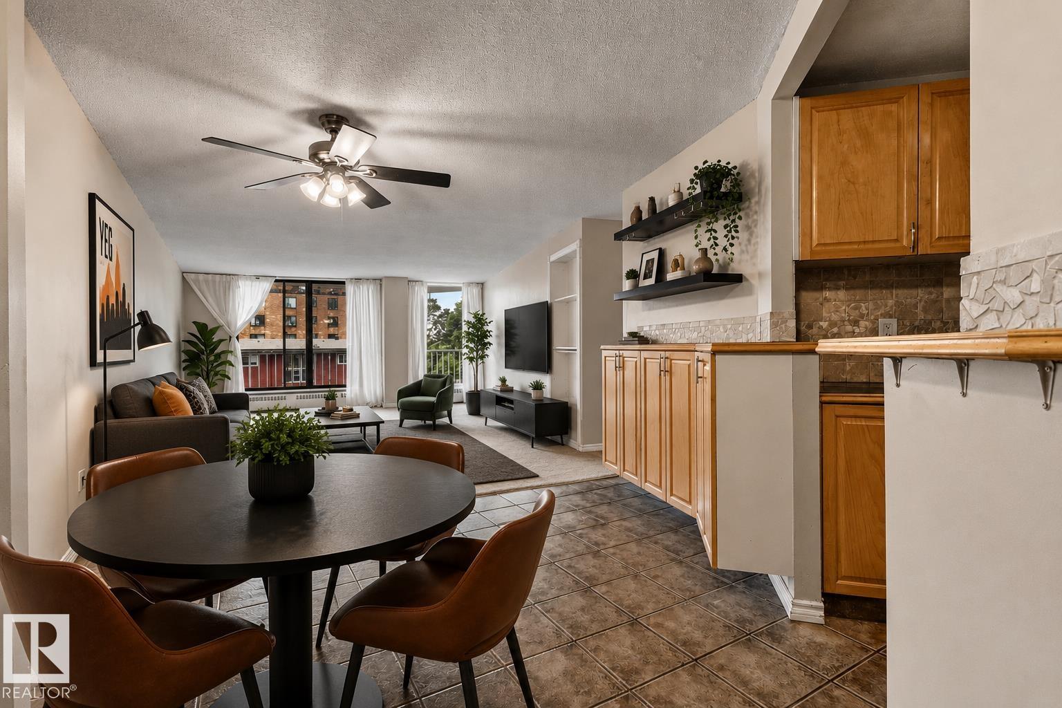 Photo 8 at 303 - 10045 117 Street NW, Wîhkwêntôwin, Edmonton