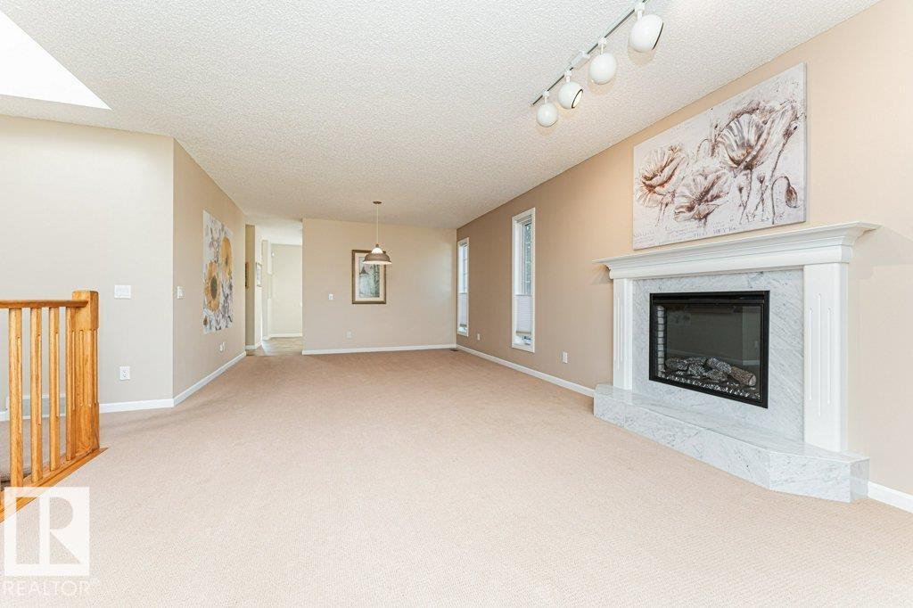 Photo 13 at 10439 14 Avenue NW, Bearspaw, Edmonton