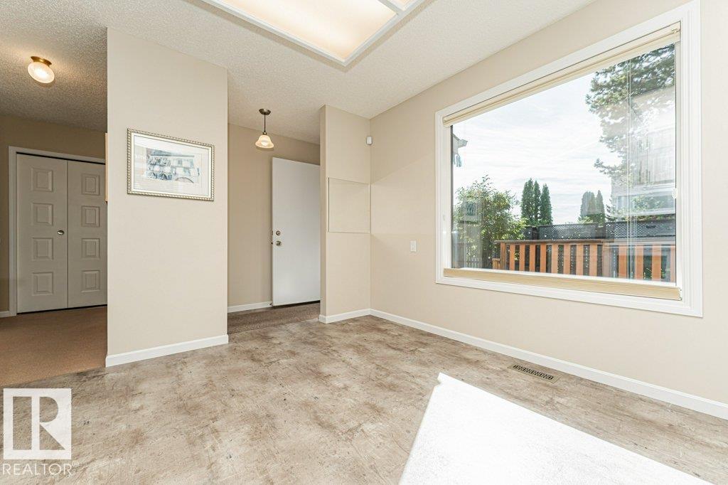 Photo 19 at 10439 14 Avenue NW, Bearspaw, Edmonton