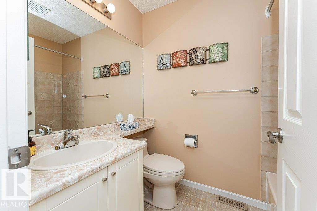 Photo 23 at 10439 14 Avenue NW, Bearspaw, Edmonton