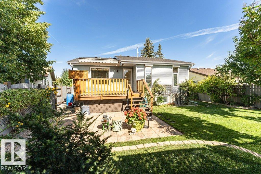 Photo 4 at 10439 14 Avenue NW, Bearspaw, Edmonton