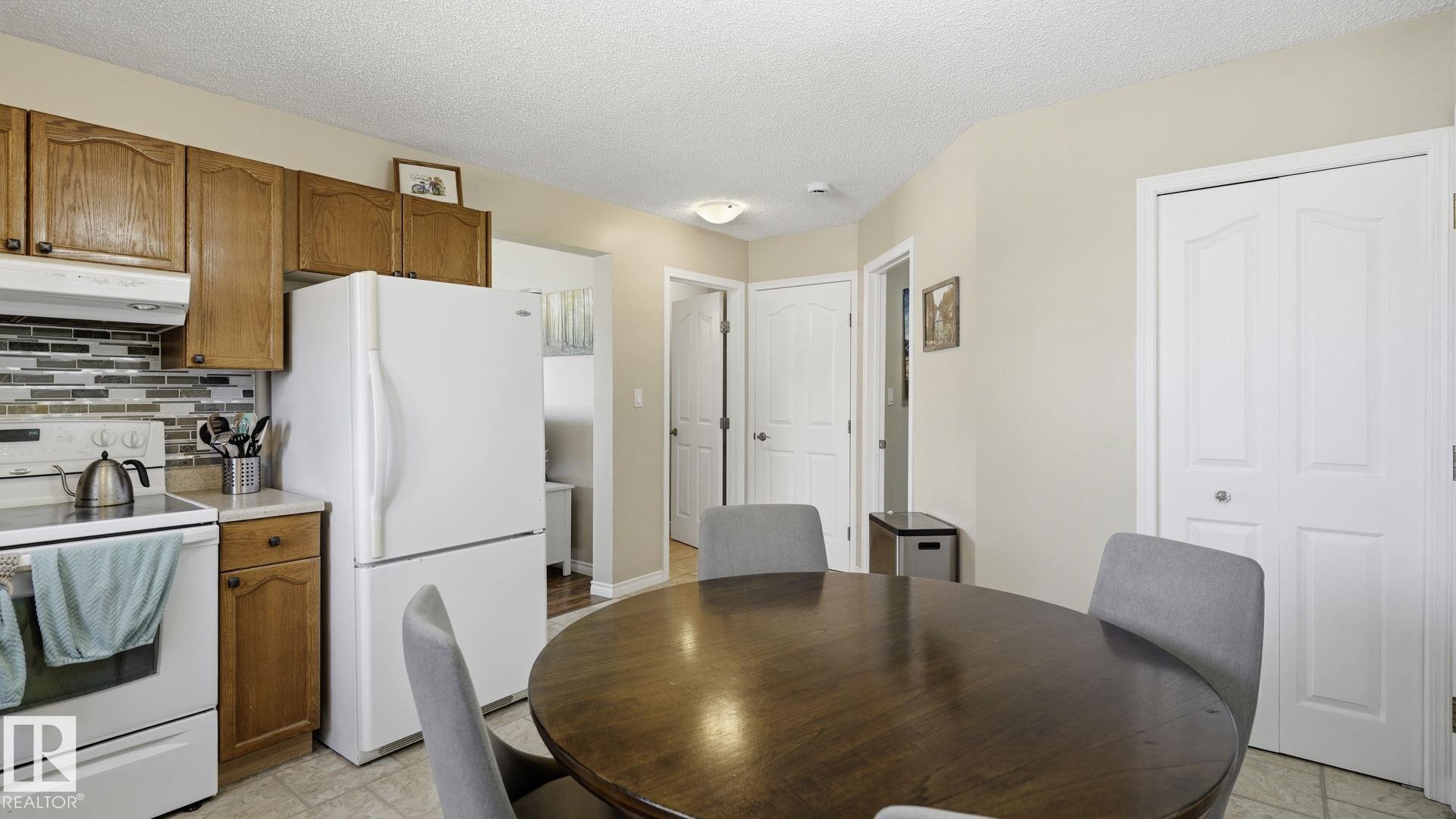 Photo 14 at 8230 71 Street NW, Kenilworth, Edmonton