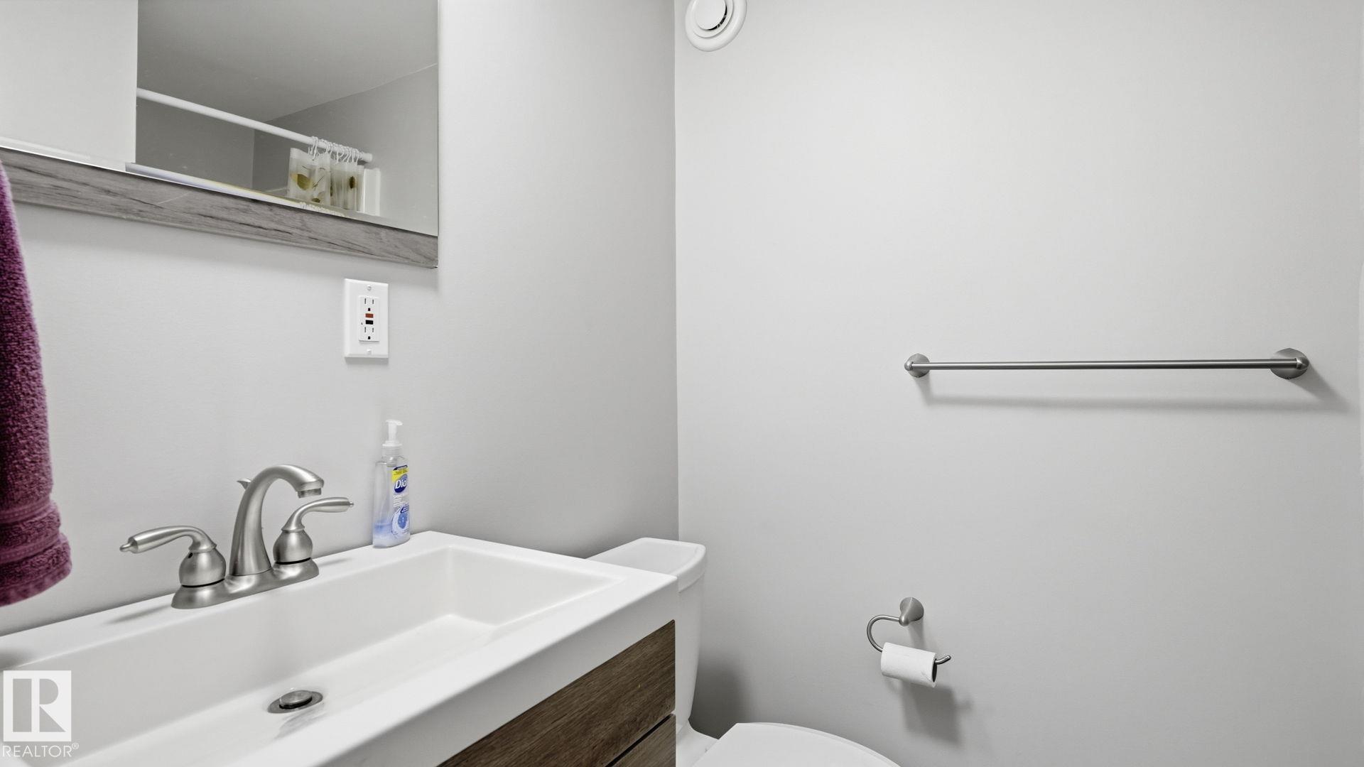 Photo 23 at 8230 71 Street NW, Kenilworth, Edmonton