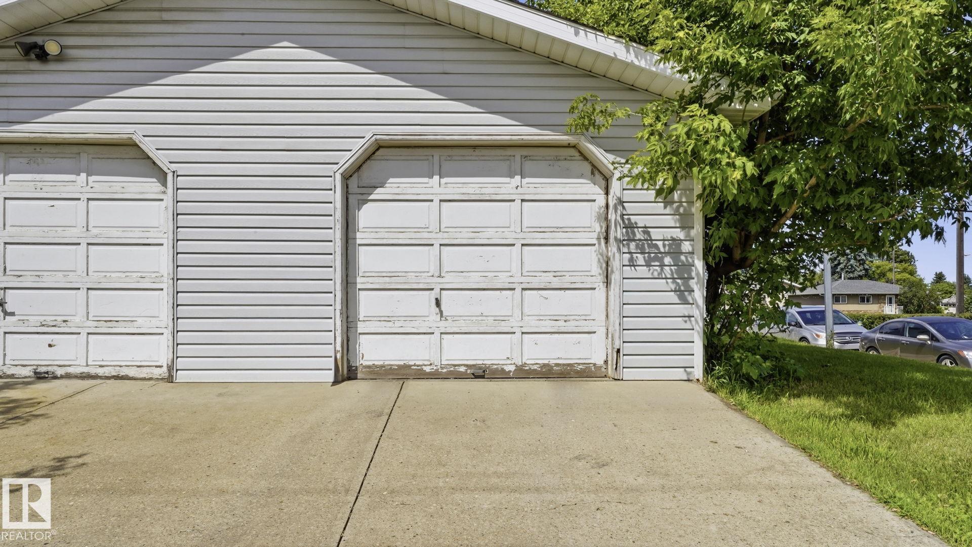 Photo 29 at 8230 71 Street NW, Kenilworth, Edmonton