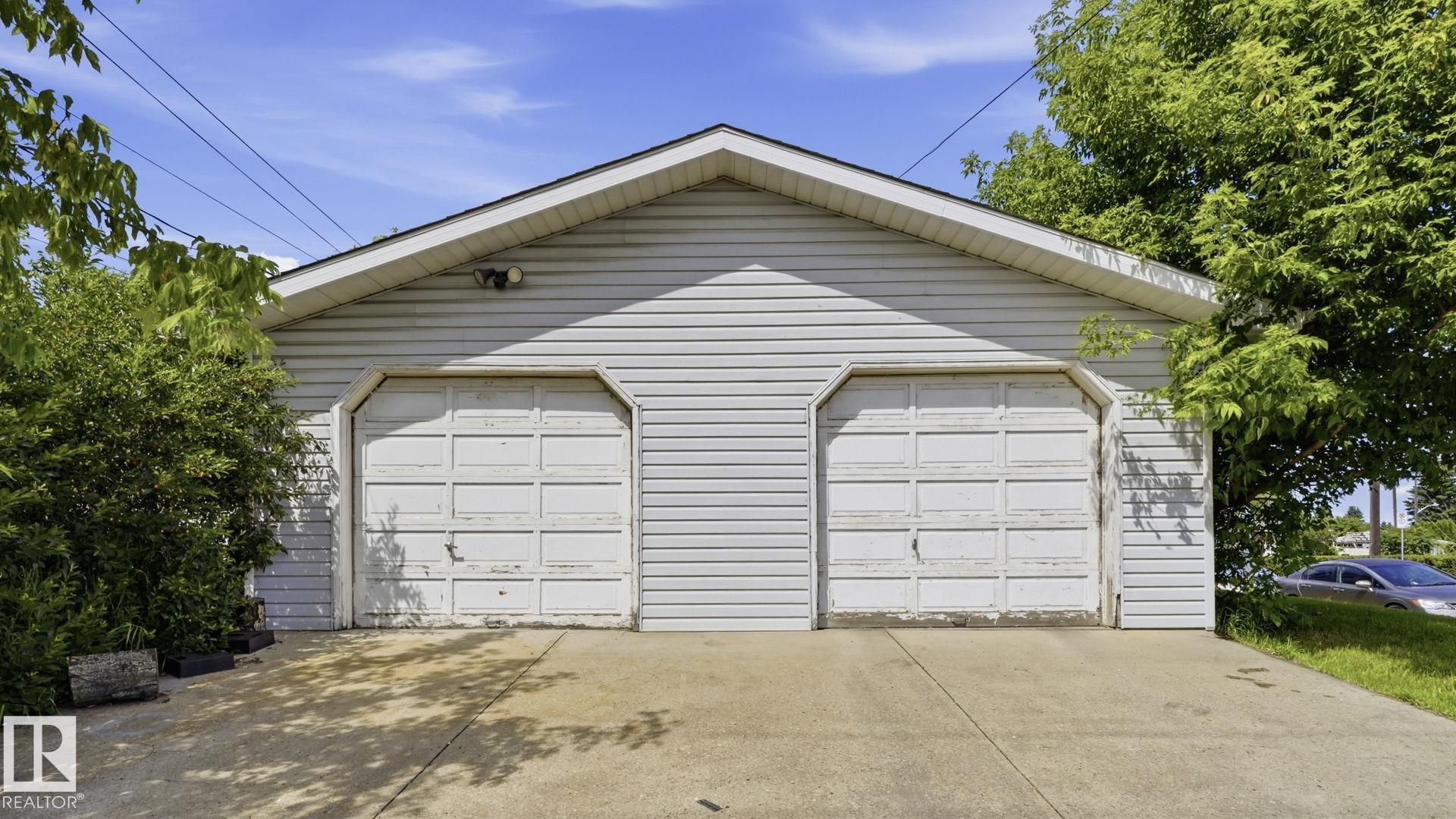 Photo 30 at 8230 71 Street NW, Kenilworth, Edmonton