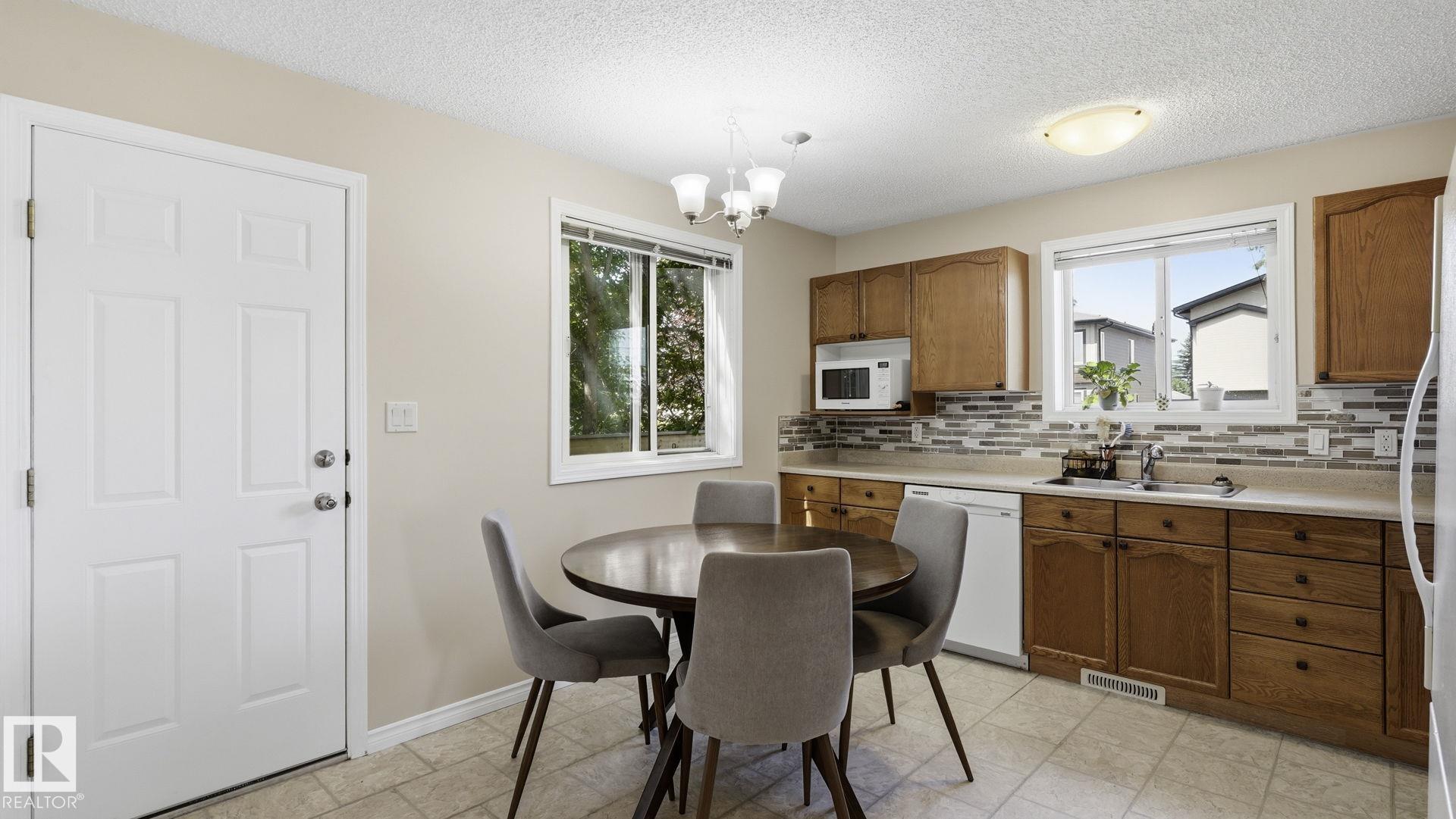 Photo 10 at 8230 71 Street NW, Kenilworth, Edmonton