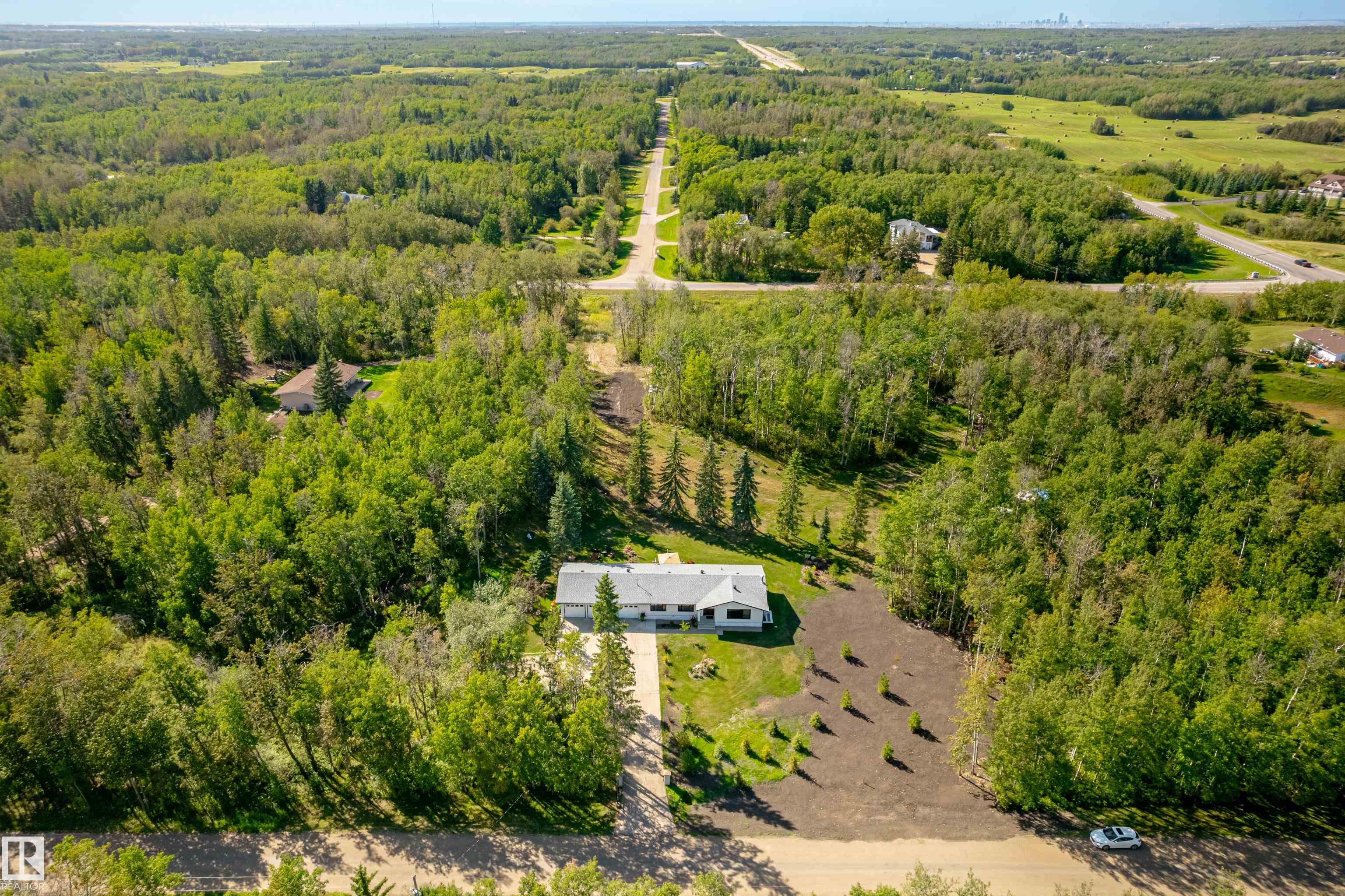 Photo 56 at 62 - 52145 Rge Road 225, Laurina Estates, Rural Strathcona County