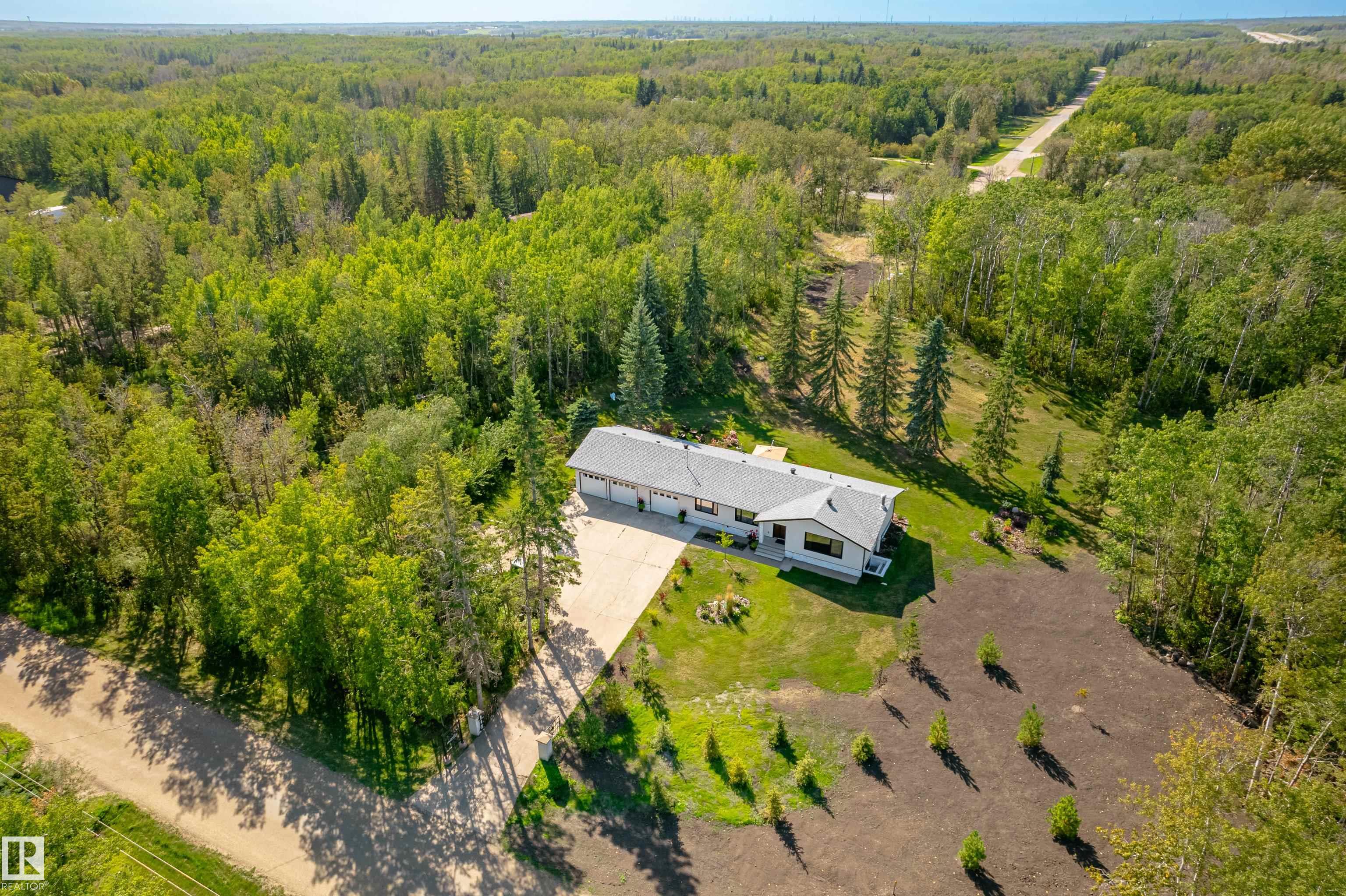 Photo 57 at 62 - 52145 Rge Road 225, Laurina Estates, Rural Strathcona County