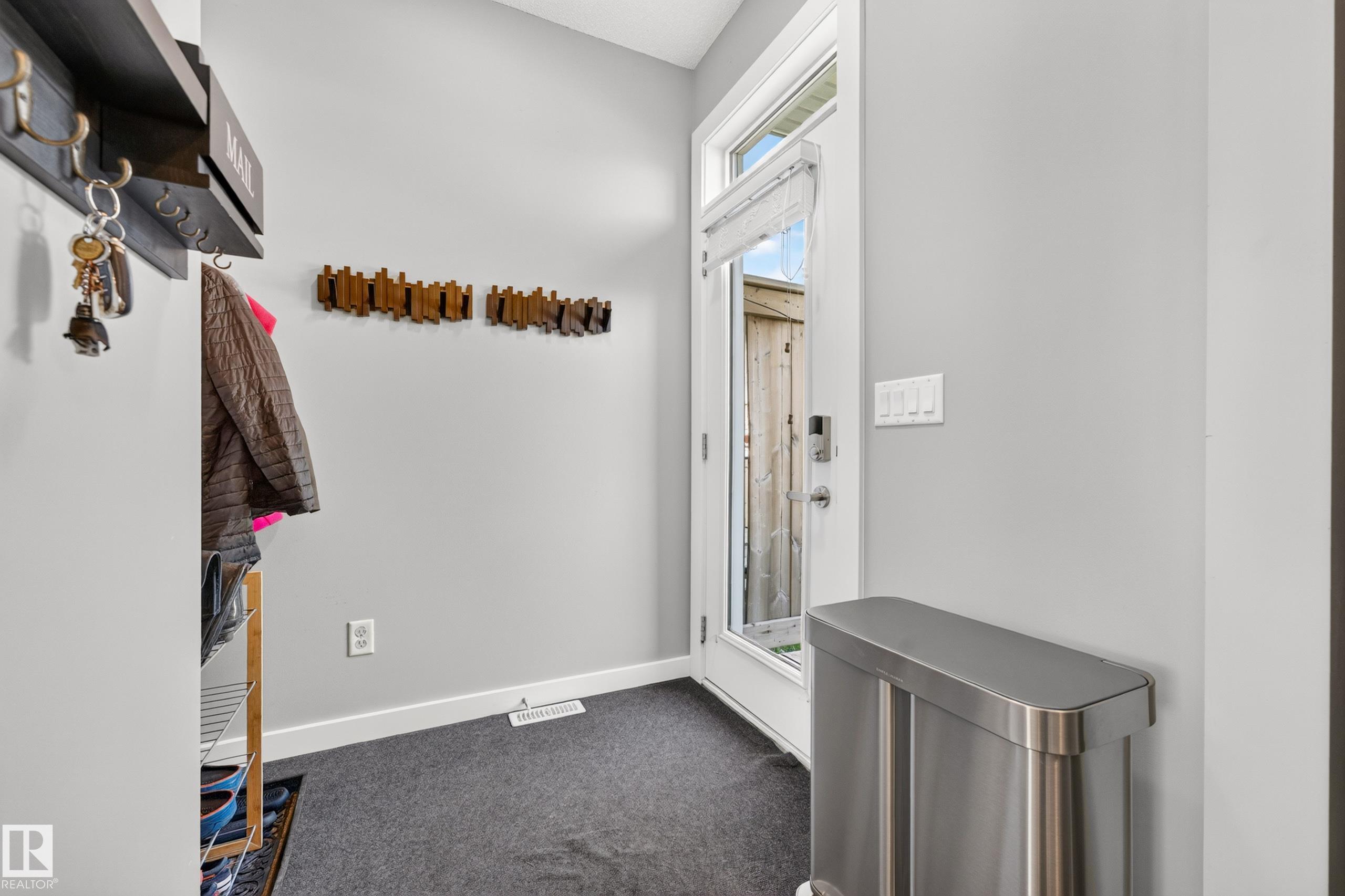 Photo 16 at 2821 Maple Way NW, Maple Crest, Edmonton