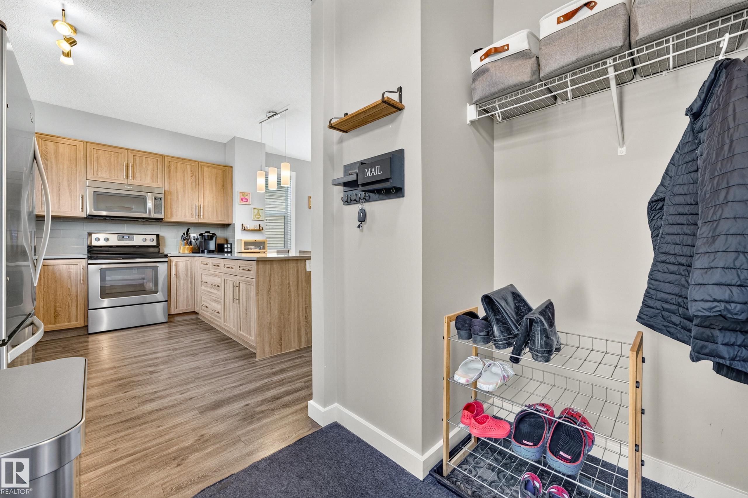 Photo 17 at 2821 Maple Way NW, Maple Crest, Edmonton