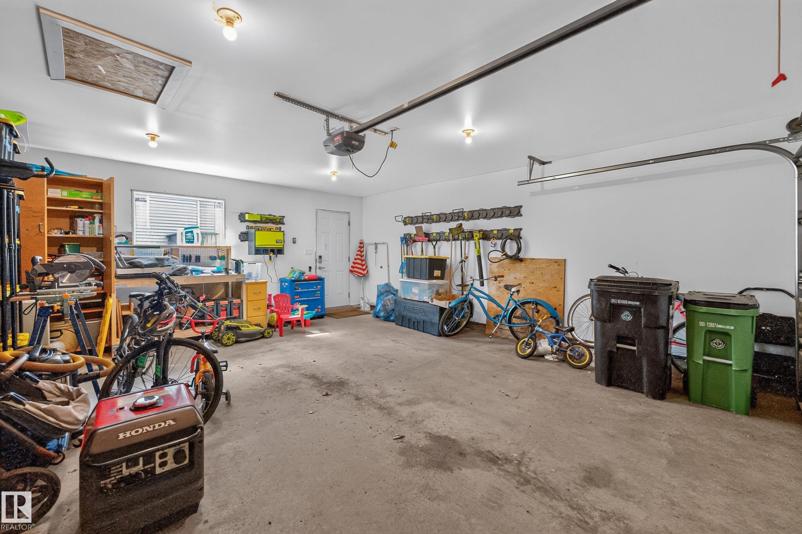 Photo 39 at 2821 Maple Way NW, Maple Crest, Edmonton