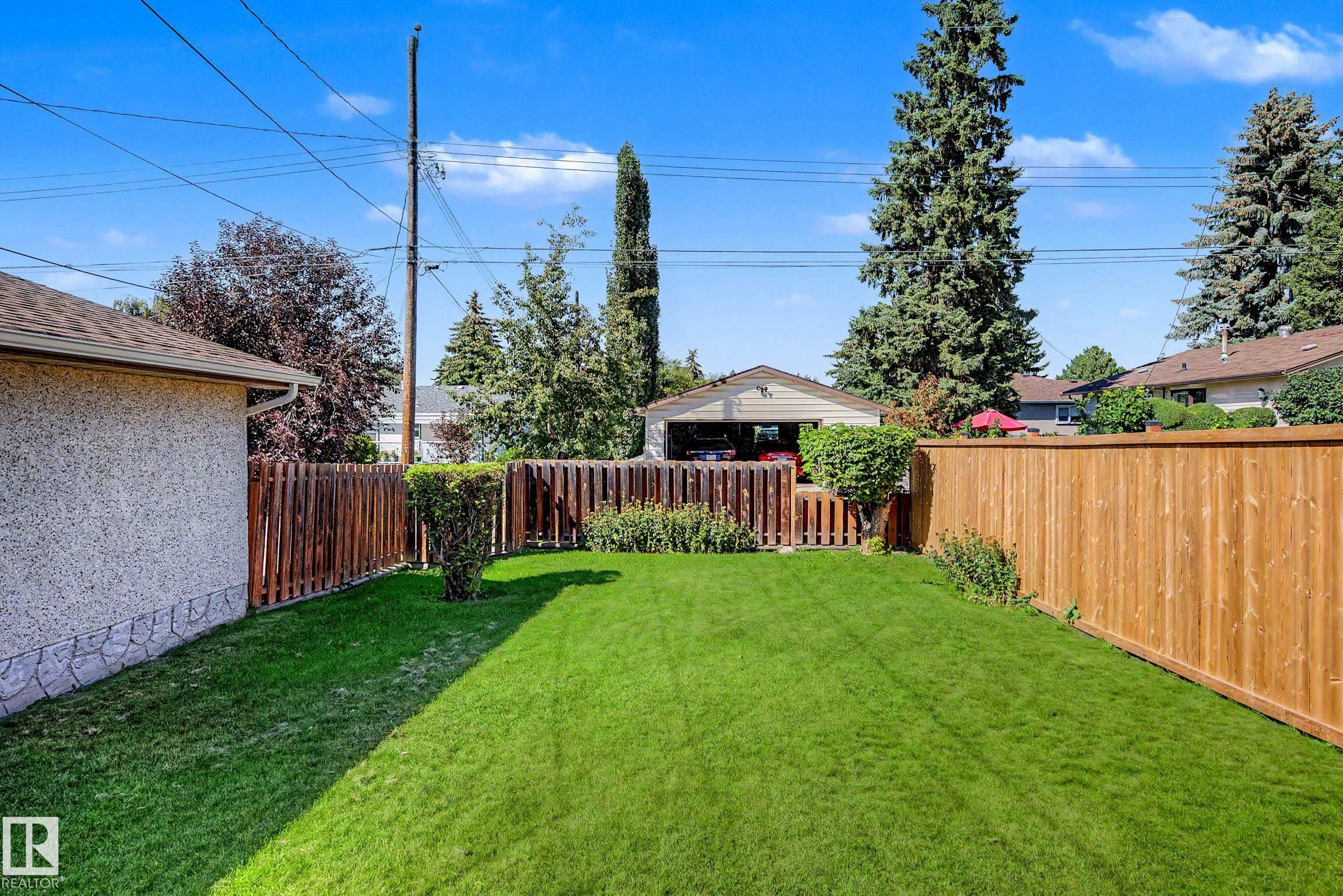 Photo 39 at 6720 95 Avenue NW, Ottewell, Edmonton
